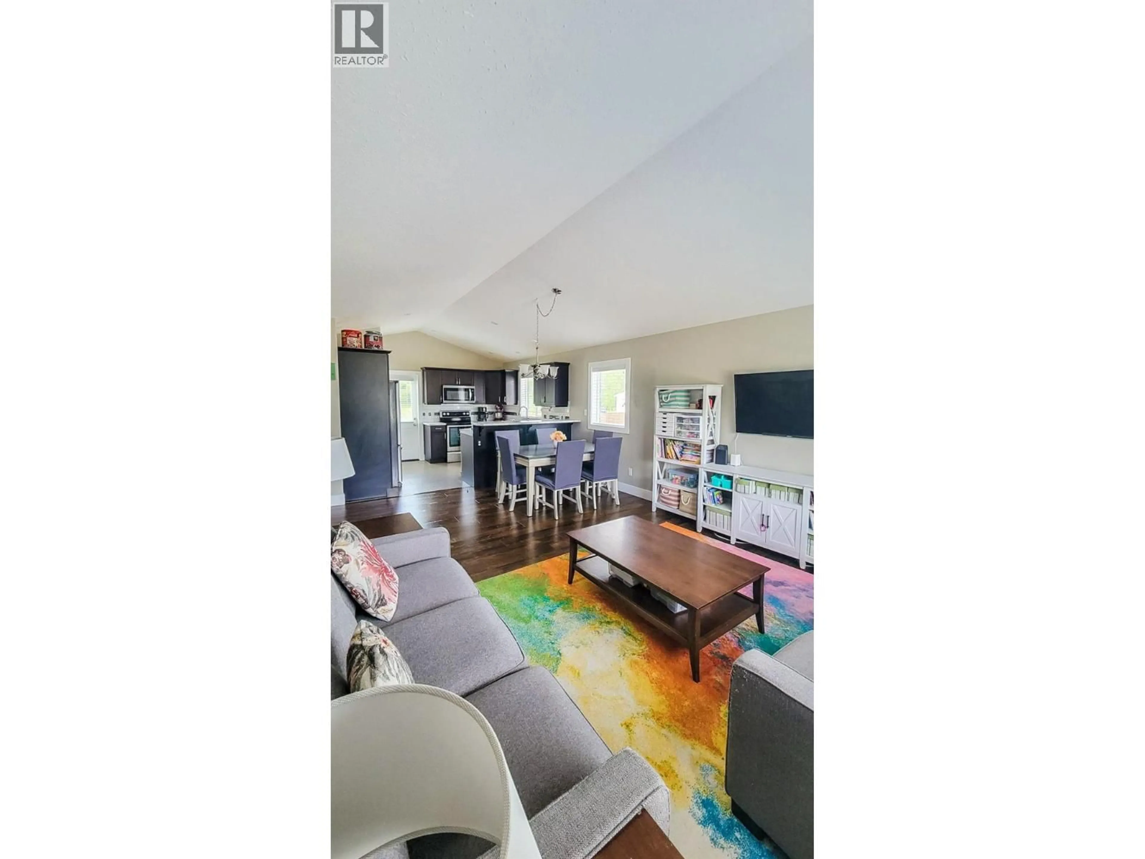 Unknown for 4208 16TH AVENUE, Castlegar British Columbia V1N4X7