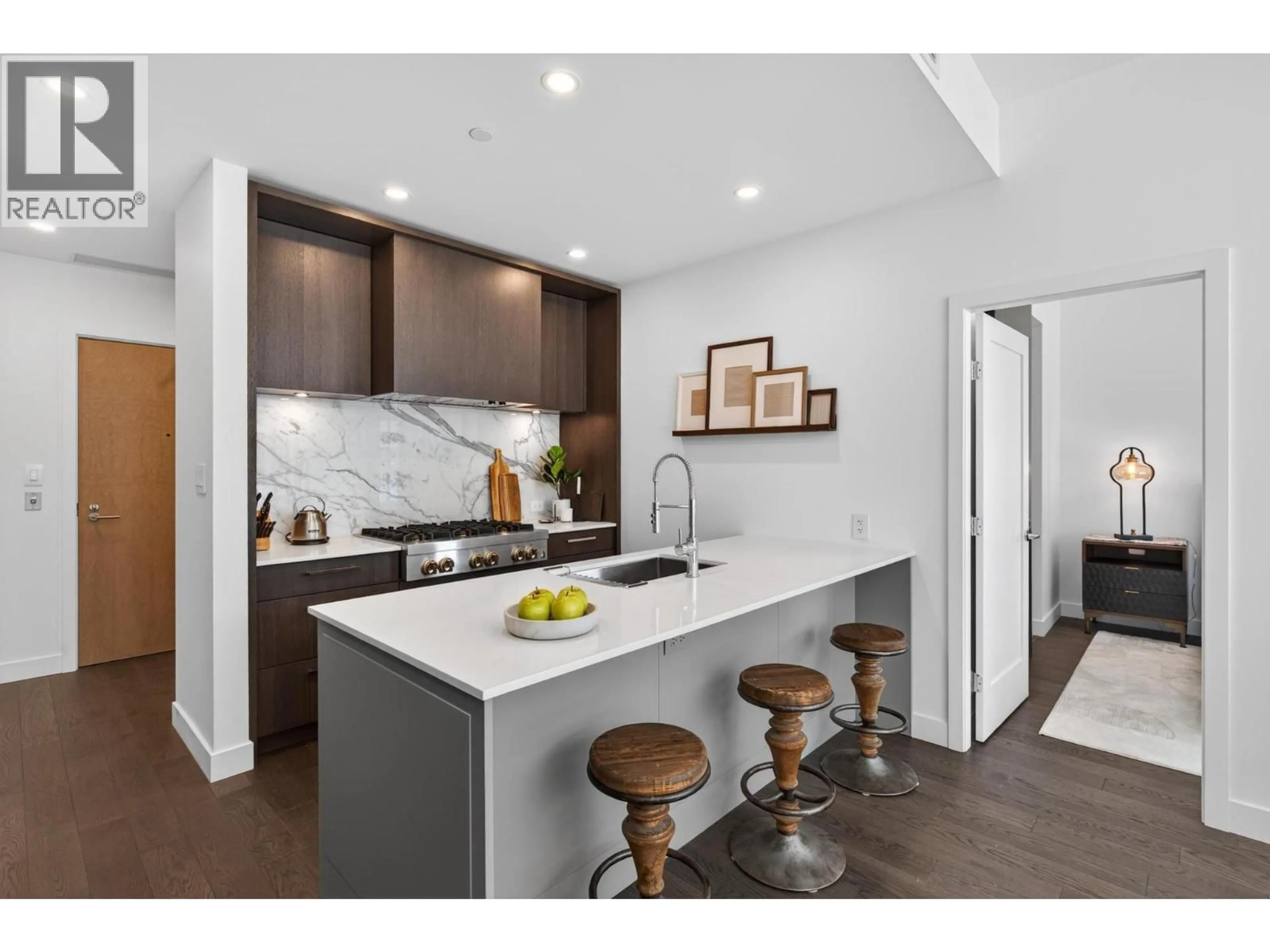 Open concept kitchen, unknown for 314 - 3389 LAKESHORE ROAD, Kelowna British Columbia V1W3S9
