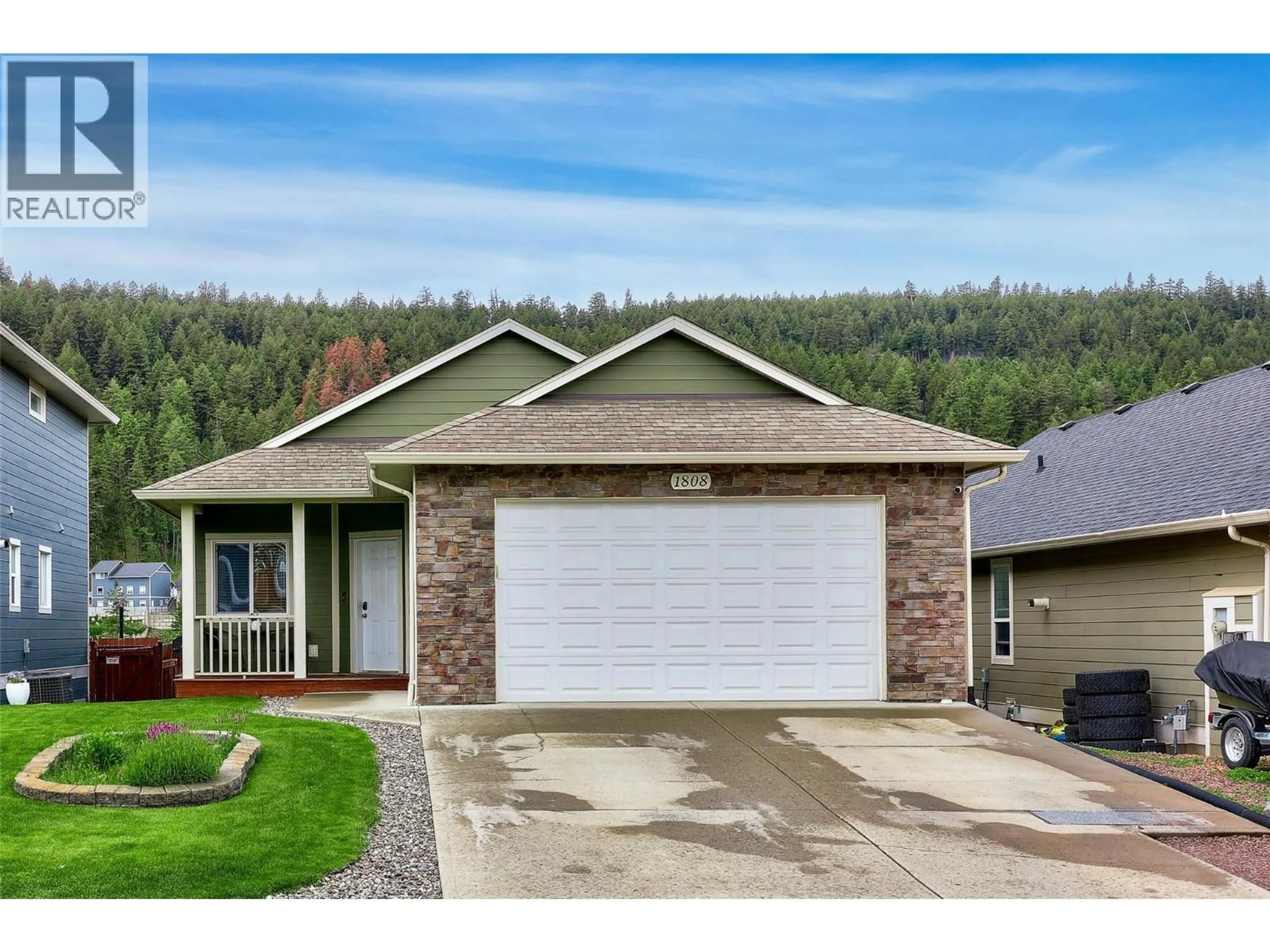 Home with vinyl exterior material, street for 1808 FOXTAIL DRIVE, Kamloops British Columbia V1S0A4