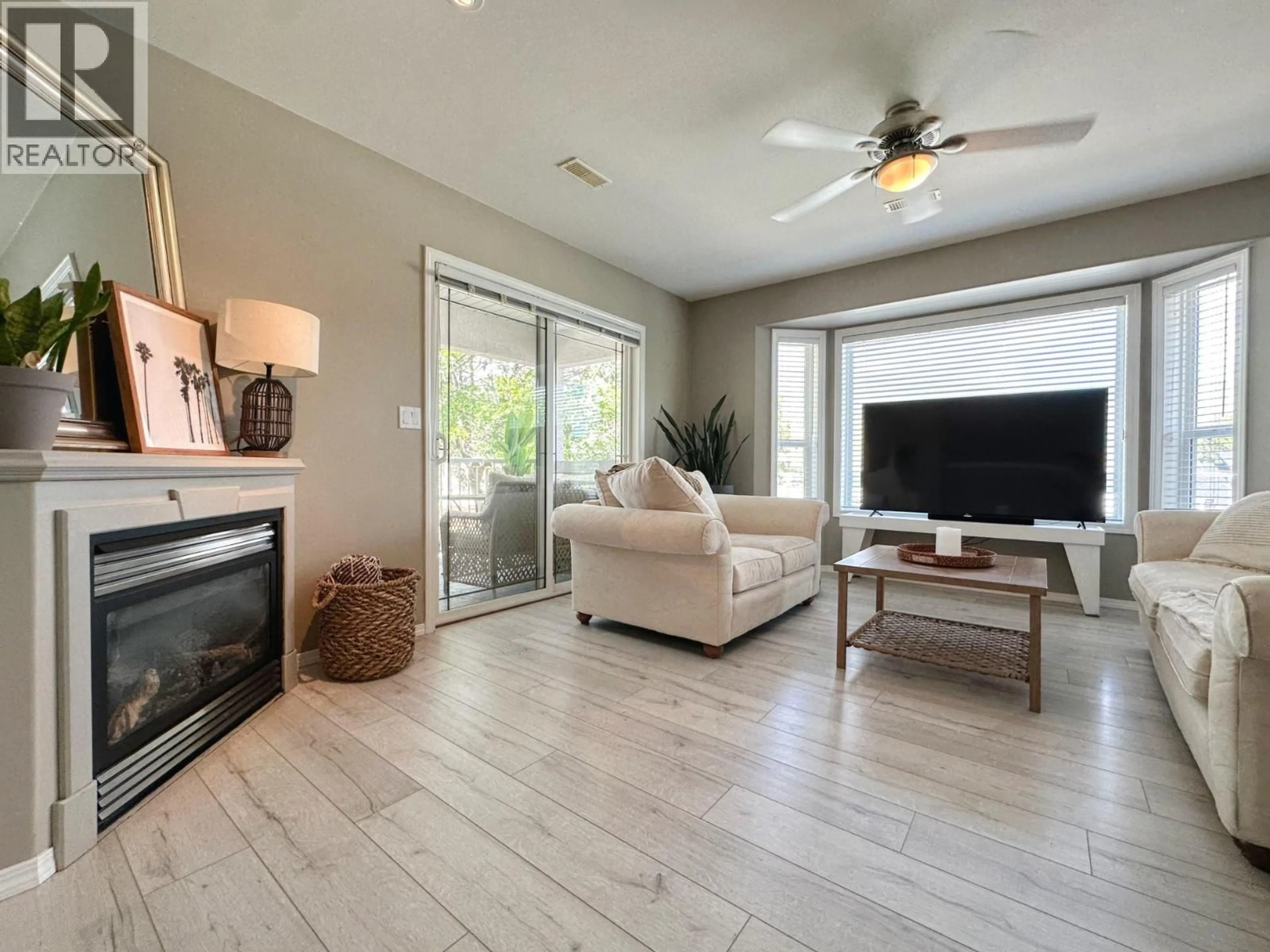 Living room with furniture, unknown for 3 - 8507 70TH AVENUE, Osoyoos British Columbia V0H1V0