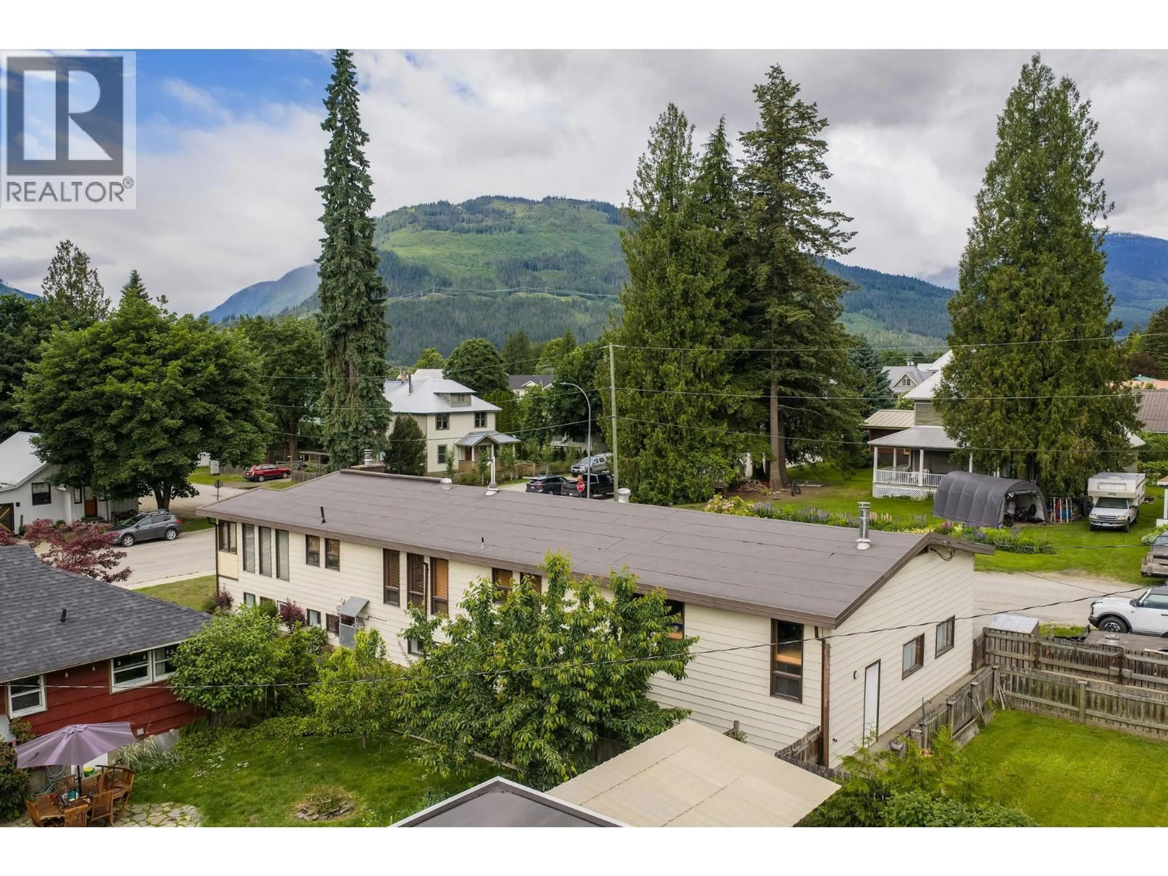A pic from outside/outdoor area/front of a property/back of a property/a pic from drone, mountain view for 108 FORD STREET, Revelstoke British Columbia V0E2S0
