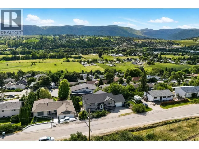 10910 VELDA ROAD, Lake Country 3