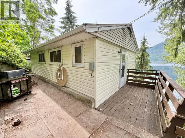 163 BROWN ROAD, Christina Lake 3