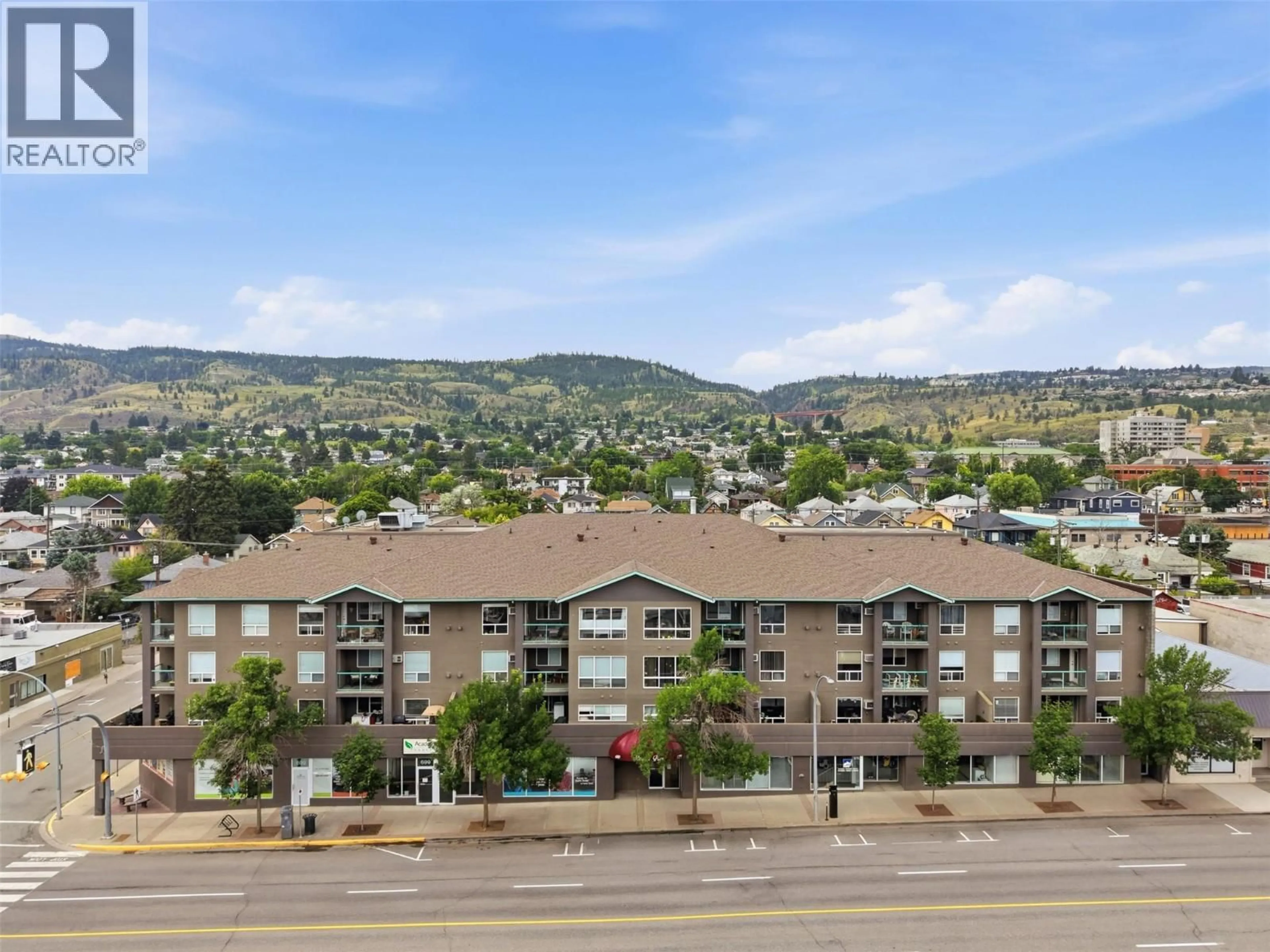 A pic from outside/outdoor area/front of a property/back of a property/a pic from drone, mountain view for 314 - 683 VICTORIA STREET, Kamloops British Columbia V2C2B3