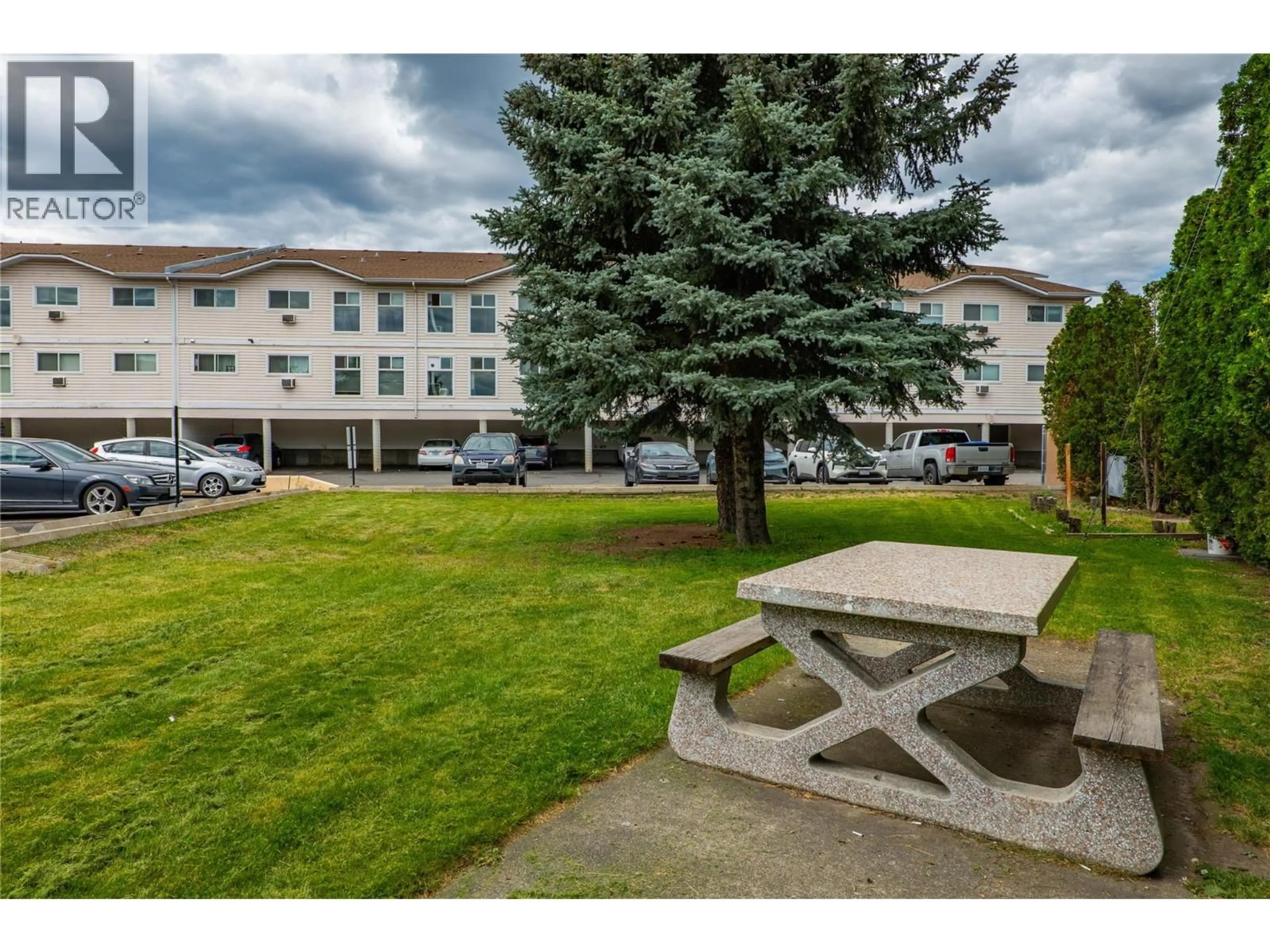 Patio, mountain view for 106 - 1760 BRUNNER AVENUE, Kamloops British Columbia V2B3L7