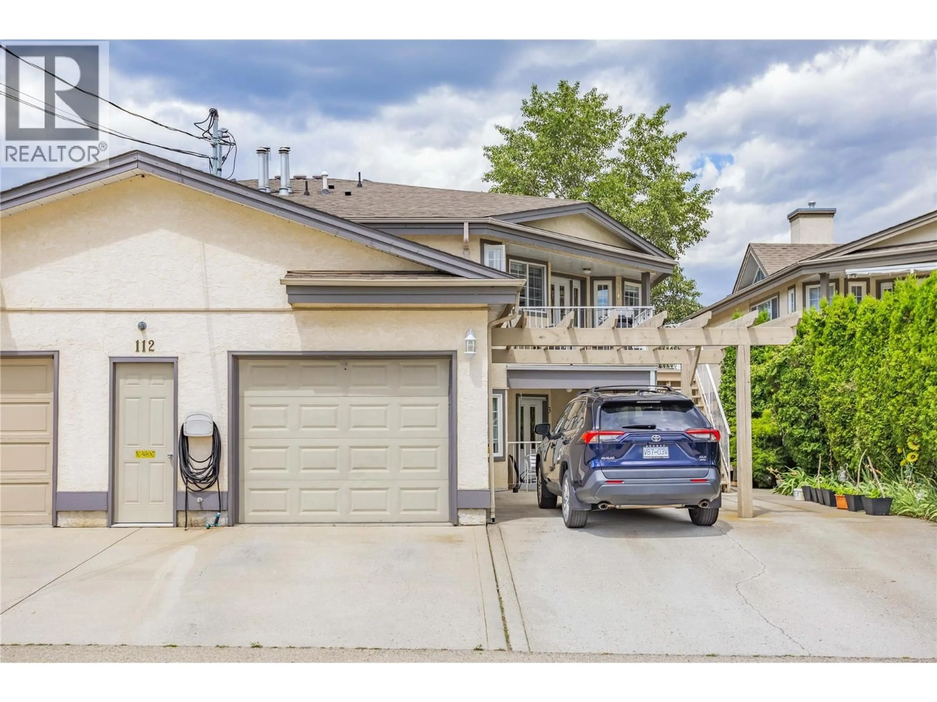 Indoor garage for 112-1 7841 HIGHWAY 97 N HIGHWAY, Kelowna British Columbia V4V1E7