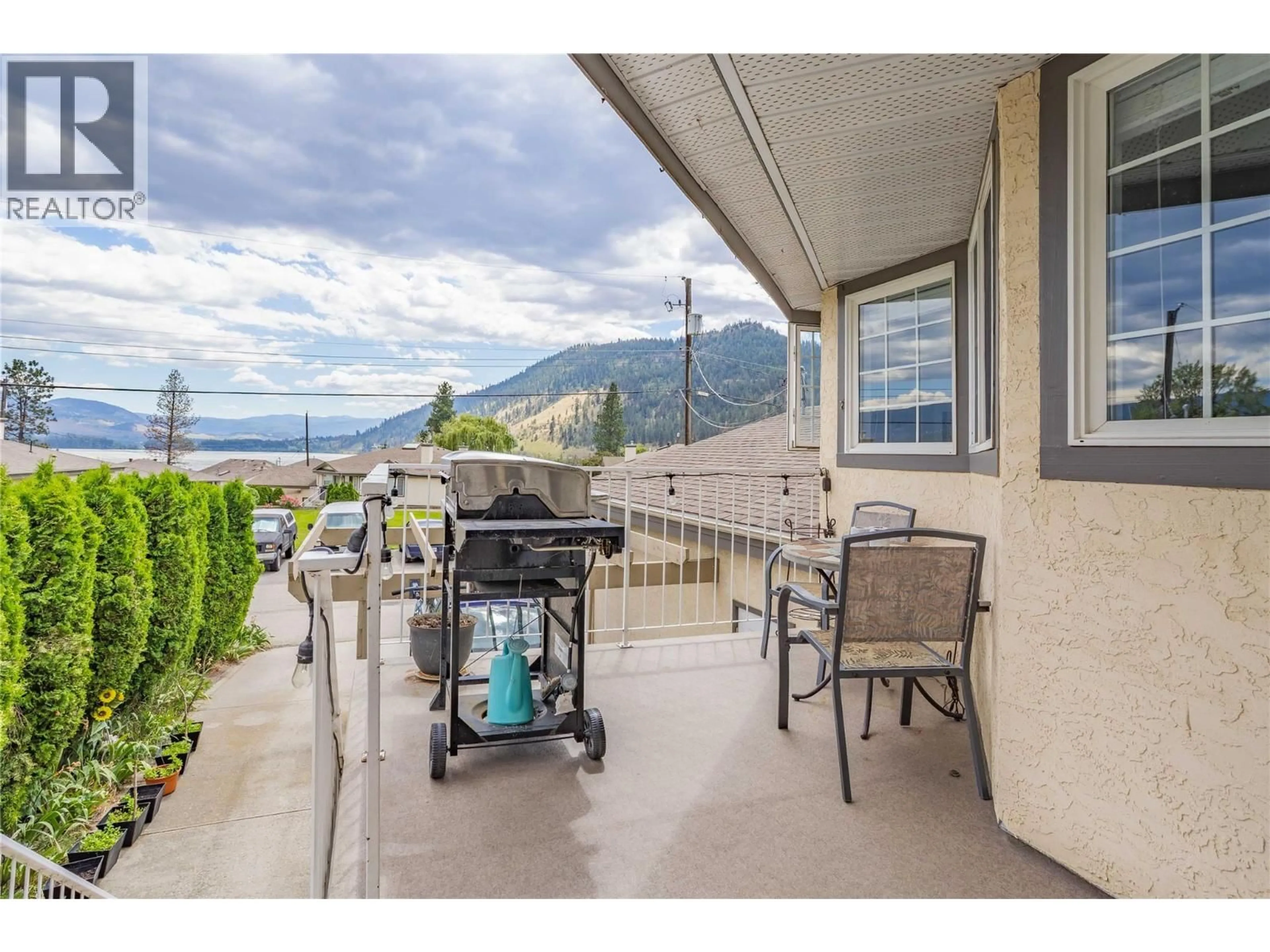 Patio, mountain view for 112-1 7841 HIGHWAY 97 N HIGHWAY, Kelowna British Columbia V4V1E7