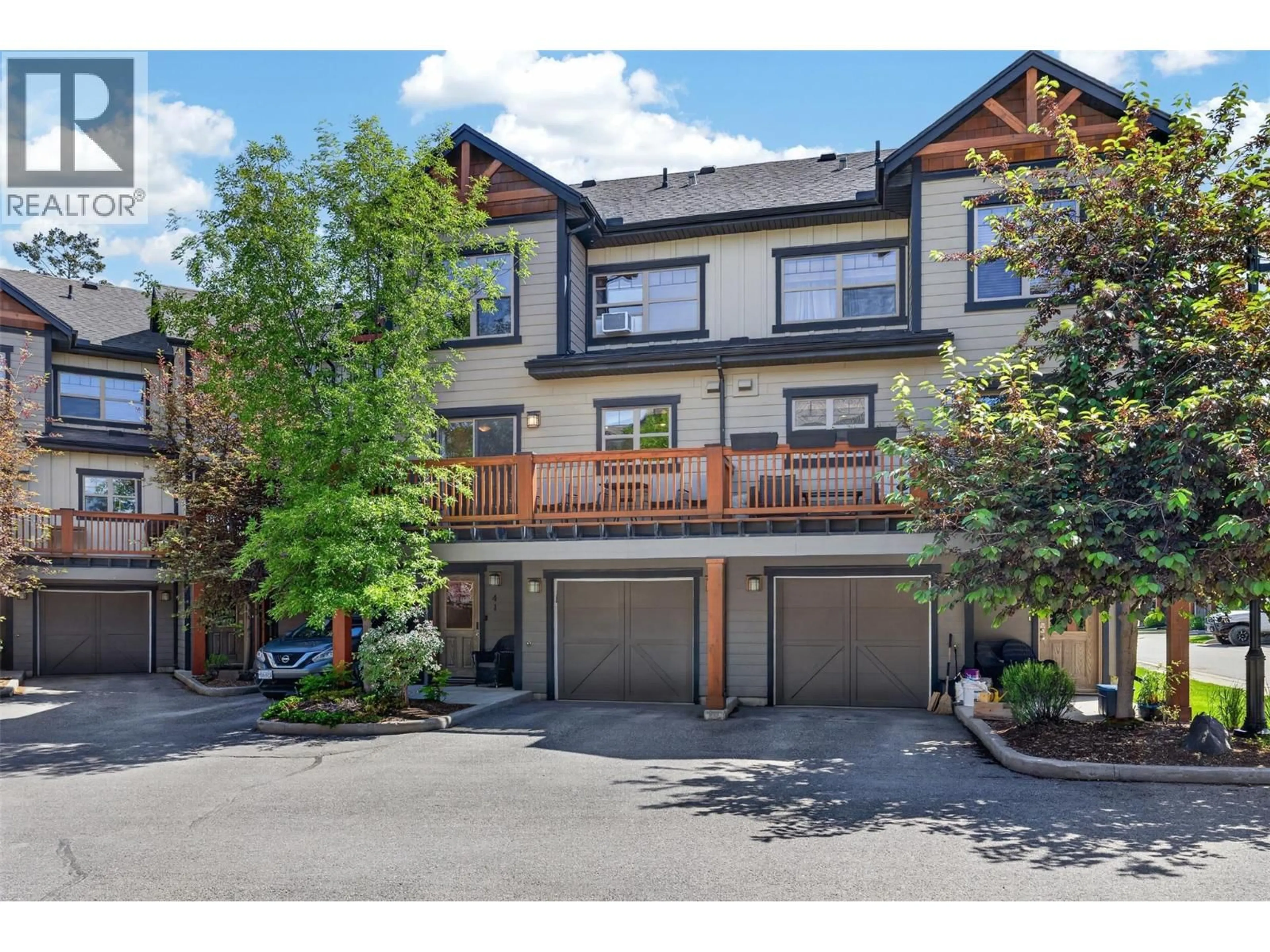 A pic from outside/outdoor area/front of a property/back of a property/a pic from drone, street for 41 - 1000 9TH STREET, Invermere British Columbia V0A1K4