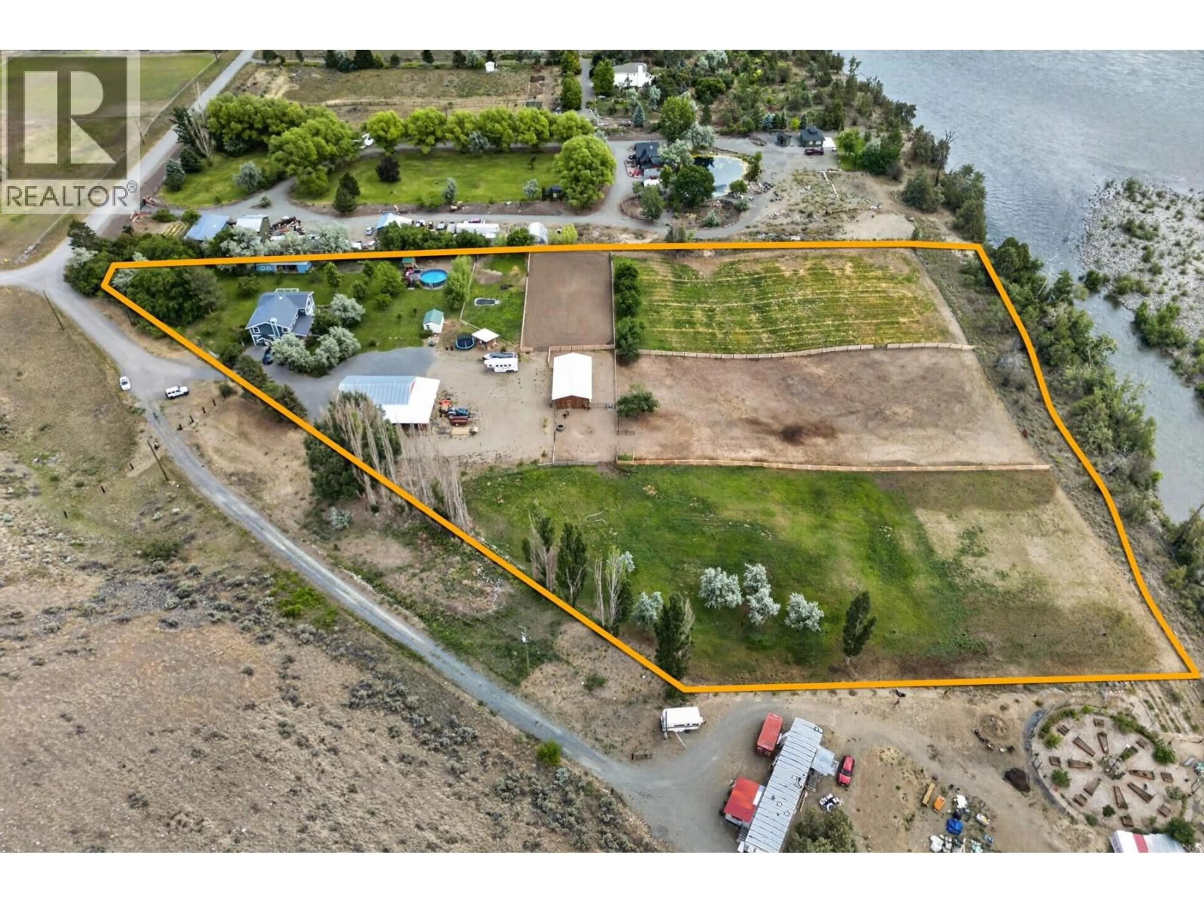 A pic from outside/outdoor area/front of a property/back of a property/a pic from drone, water/lake/river/ocean view for 1260 THOMPSON COURT, Kamloops British Columbia V0K2J0
