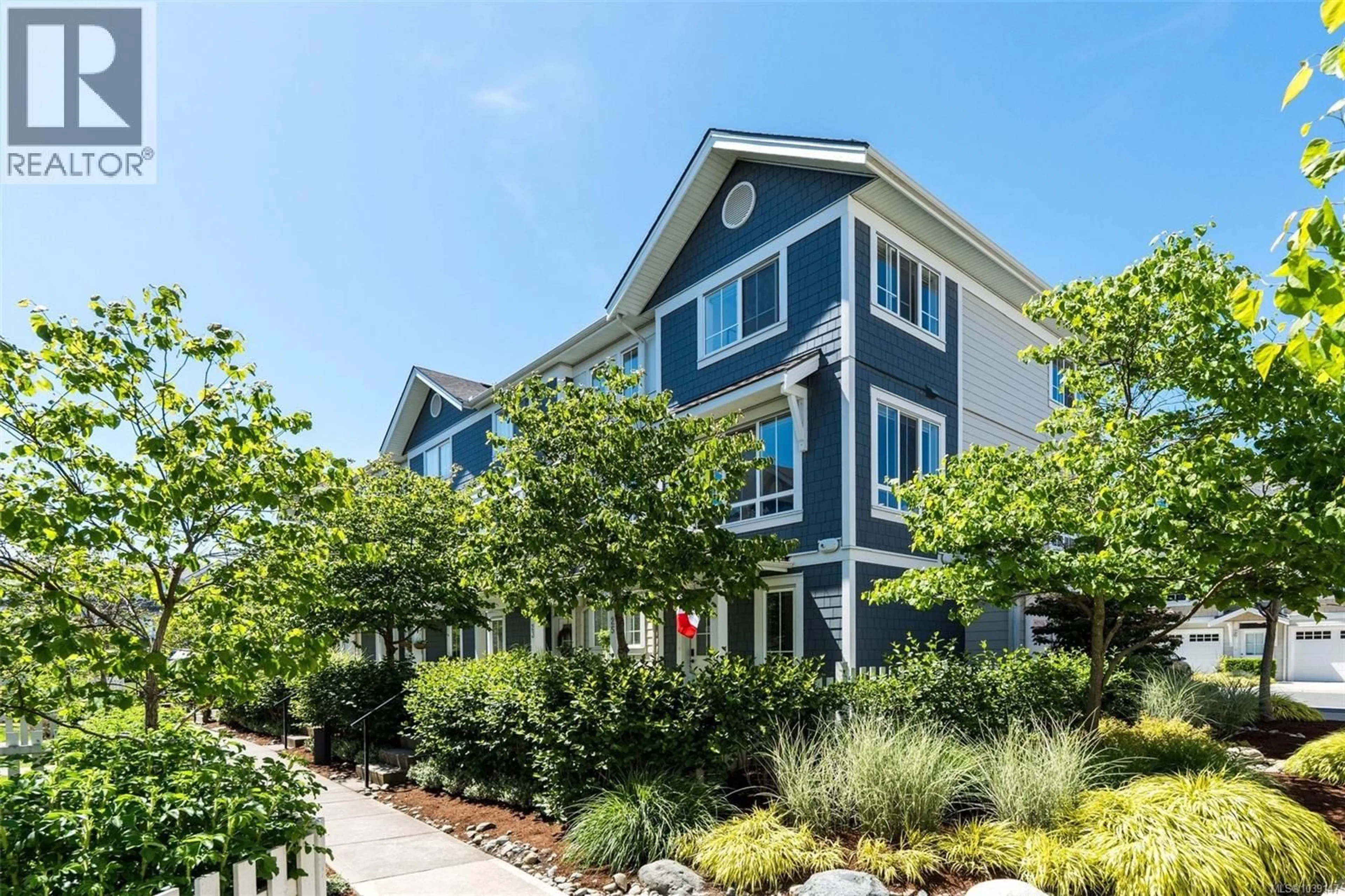 Home with vinyl exterior material, unknown for 25 - 370 LATORIA BOULEVARD, Colwood British Columbia V9C0N9
