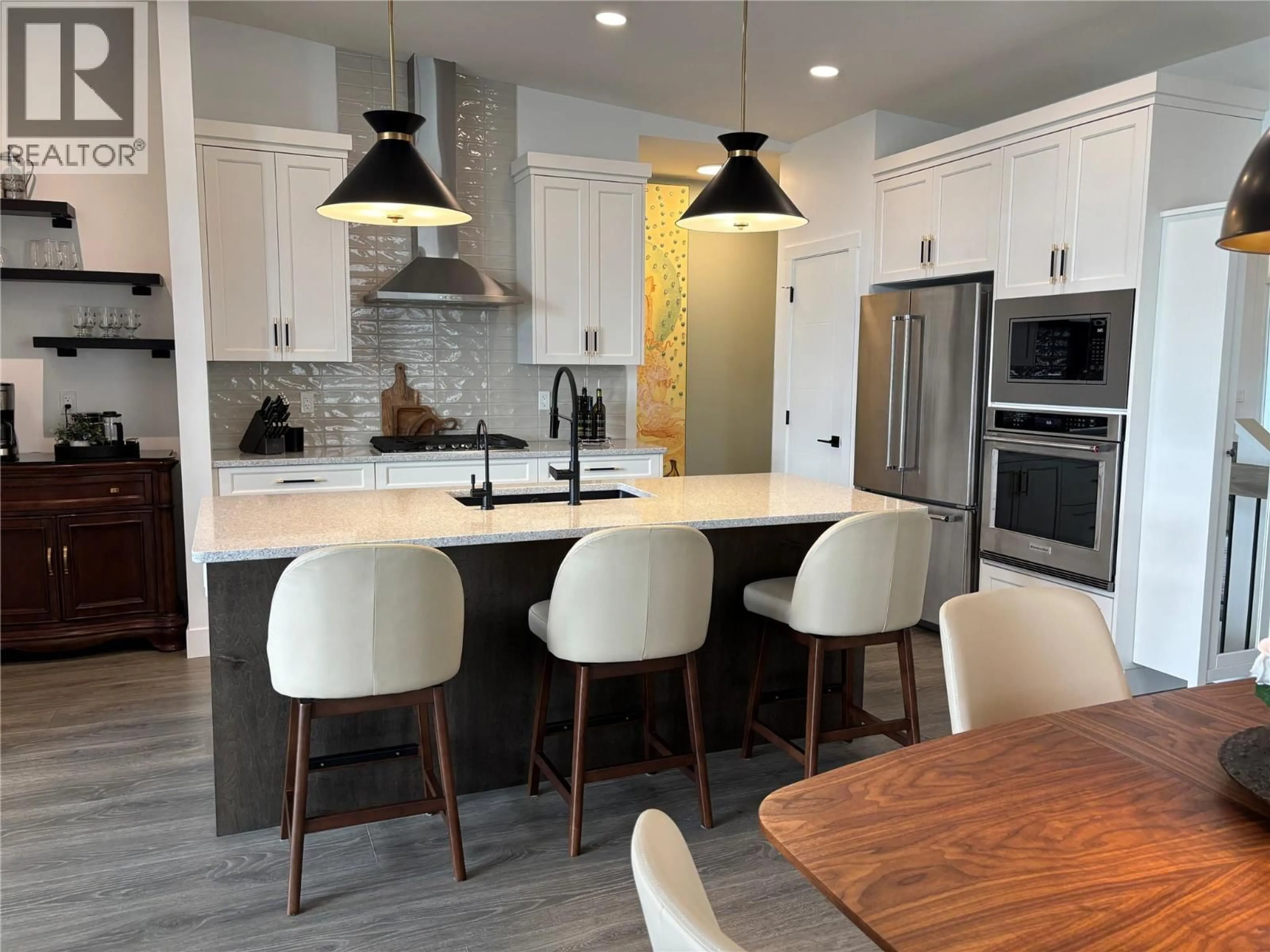 Open concept kitchen, ceramic/tile floor for 38 - 7735 OKANAGAN HILLS BOULEVARD, Vernon British Columbia V1H0A7