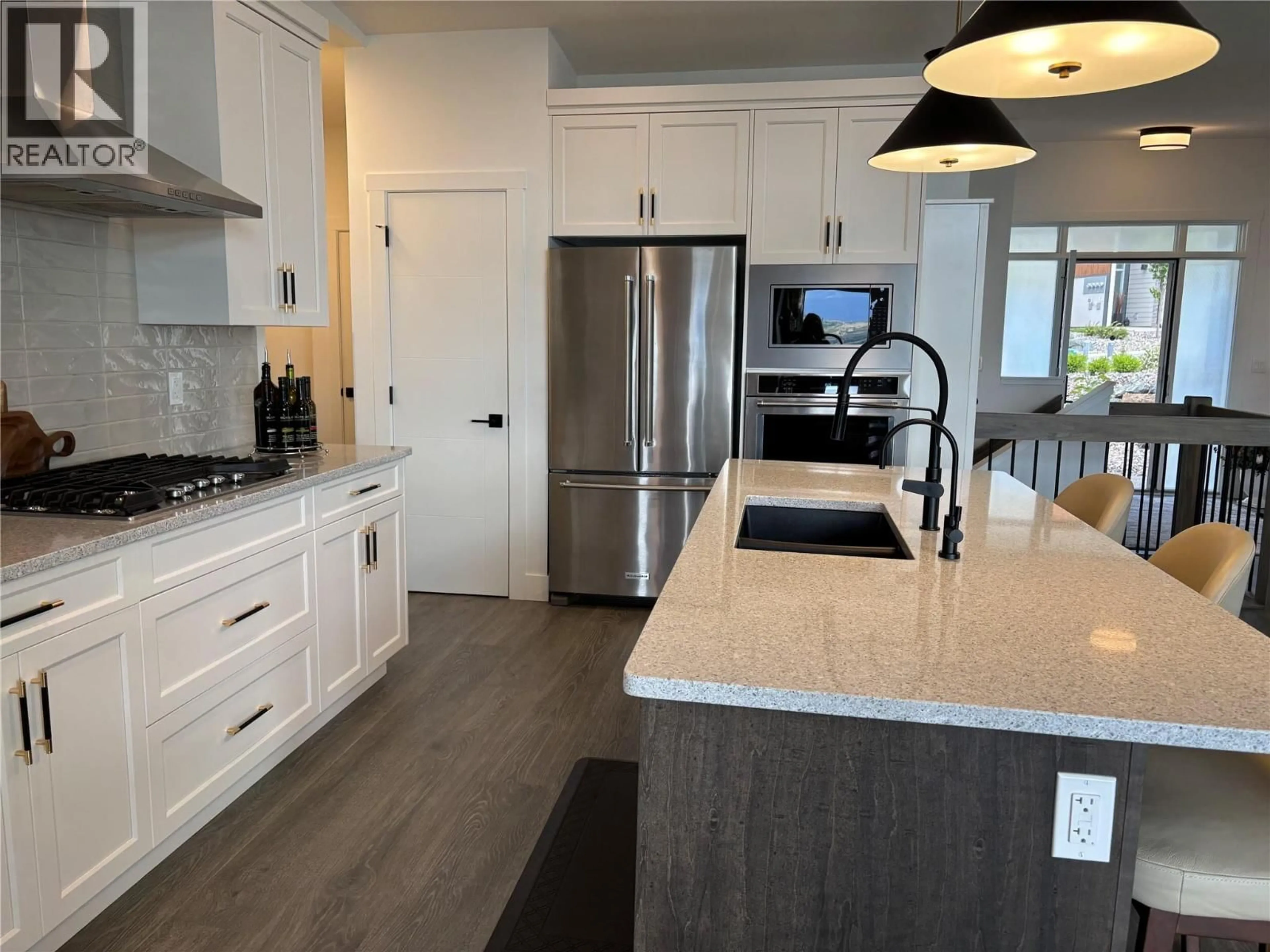 Open concept kitchen, unknown for 38 - 7735 OKANAGAN HILLS BOULEVARD, Vernon British Columbia V1H0A7