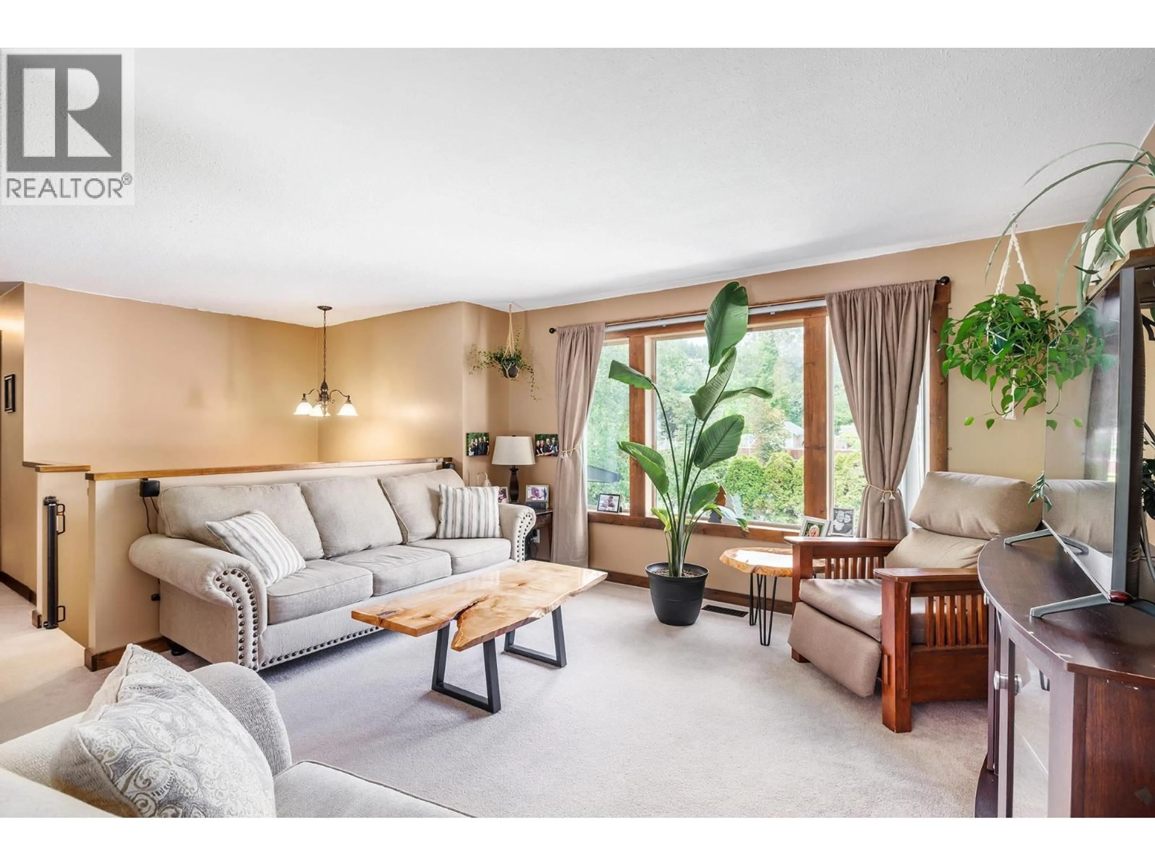 Living room with furniture, unknown for 3321 GATES ROAD, West Kelowna British Columbia V4T1B1