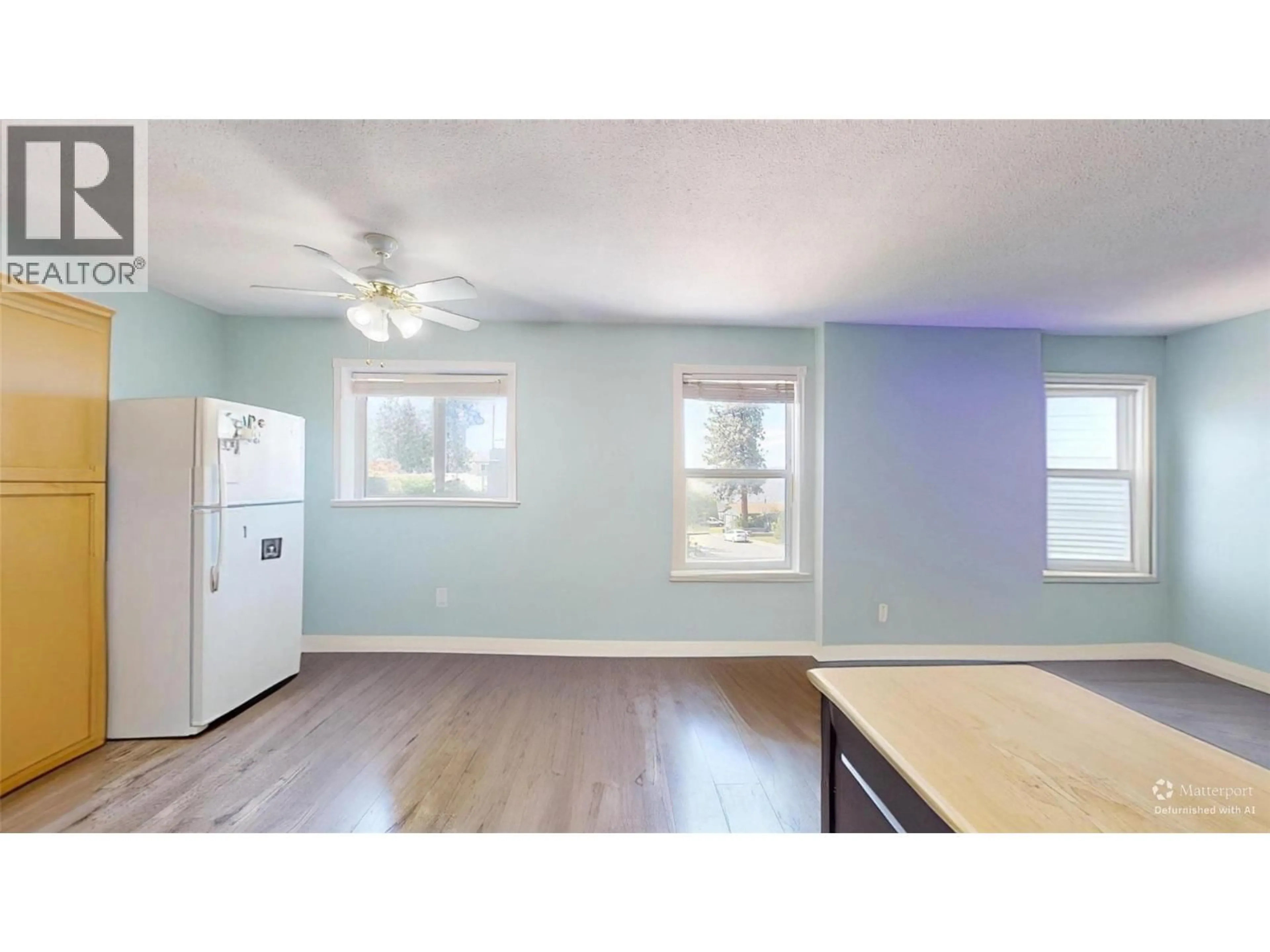 A pic of a room for 201 HOLLYBURN DRIVE, Kamloops British Columbia V2E1Y9