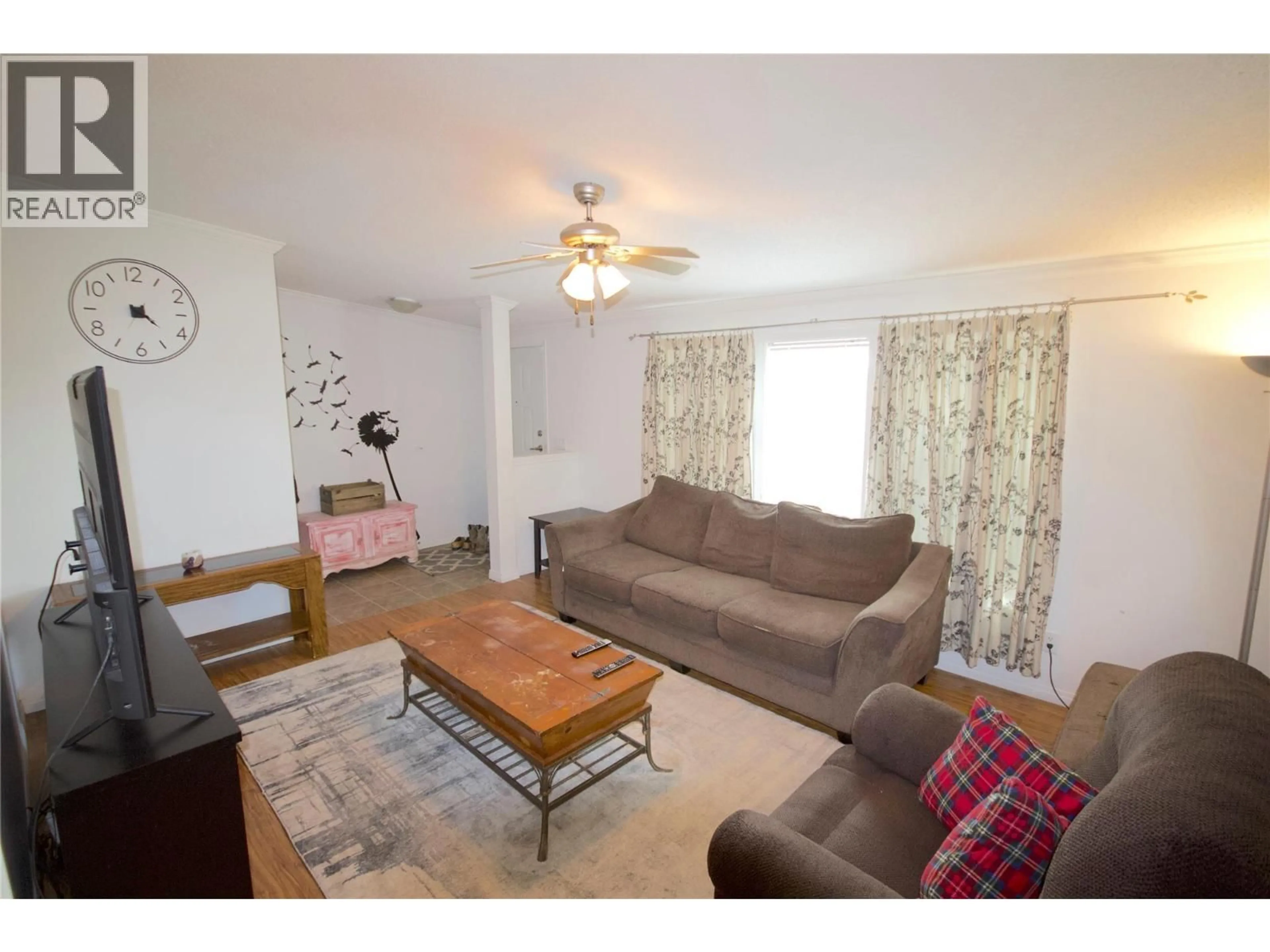 Living room with furniture, unknown for 8420 21 STREET, Dawson Creek British Columbia V1G0G7