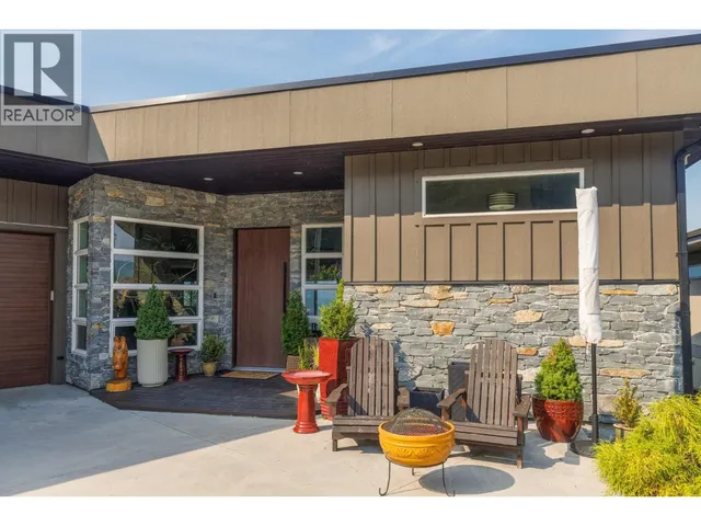 1061 19 AVENUE SOUTHEAST, Salmon Arm 4