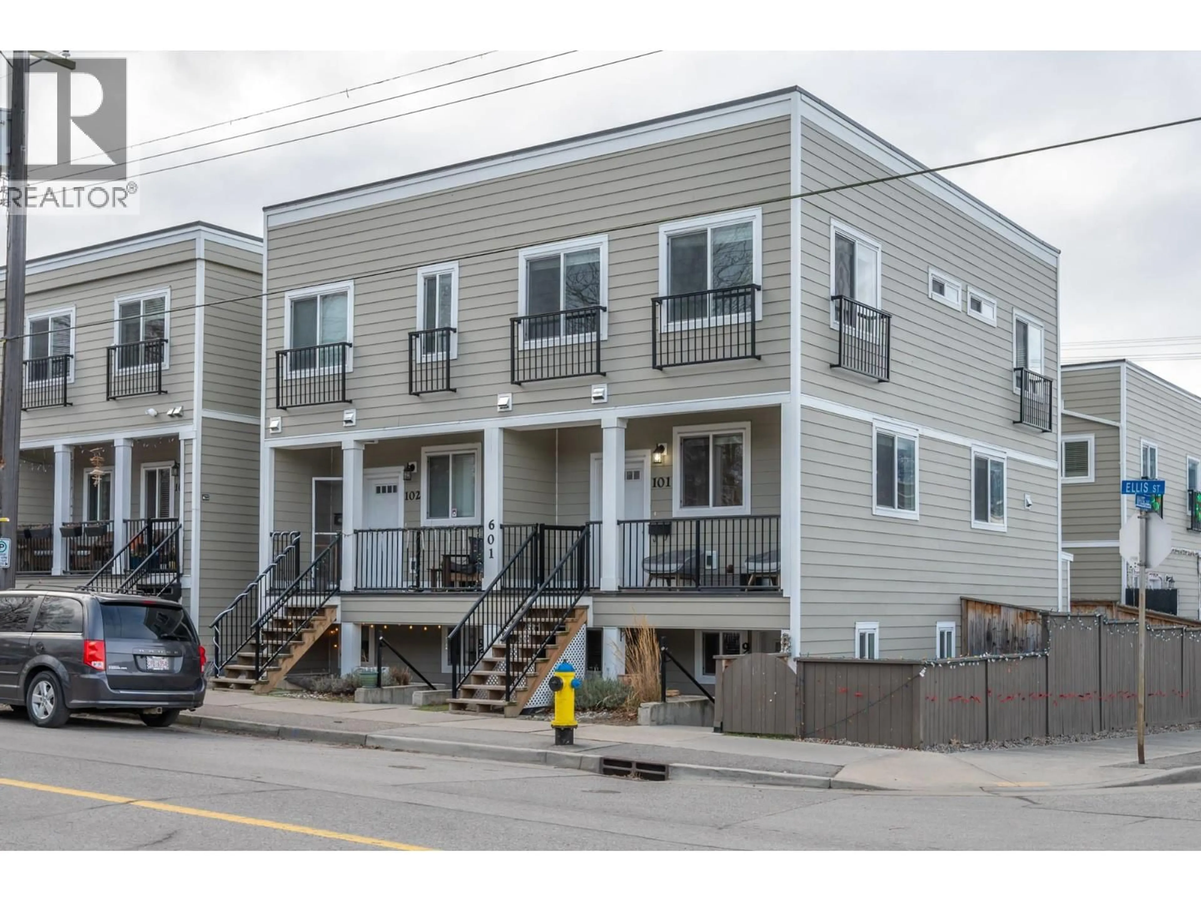 Home with vinyl exterior material, street for 101 - 601 ELLIS STREET, Penticton British Columbia V2A4M5
