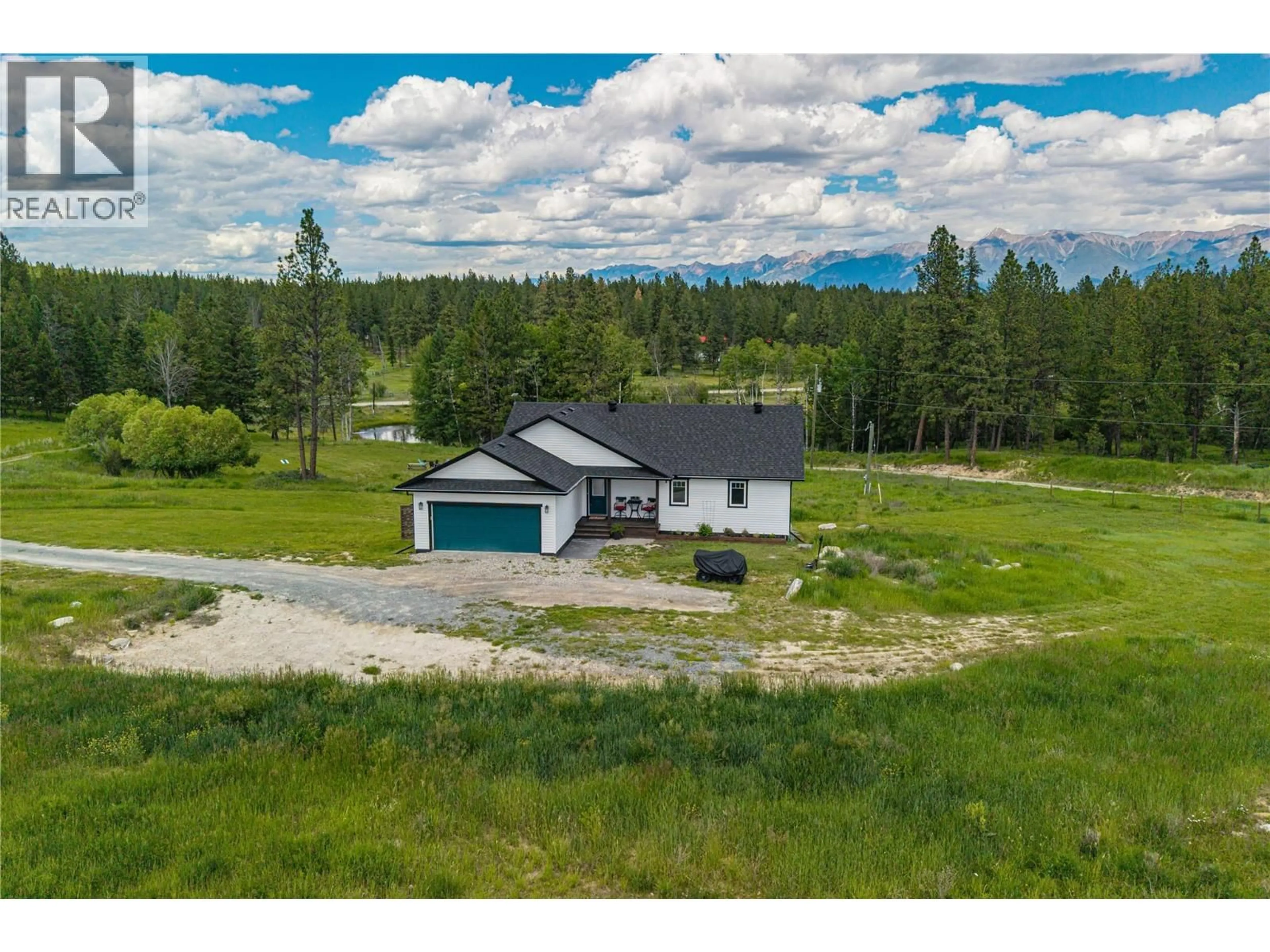 A pic from outside/outdoor area/front of a property/back of a property/a pic from drone, unknown for 3320 PINE RIDGE ROAD, Kimberley British Columbia V1A3L5
