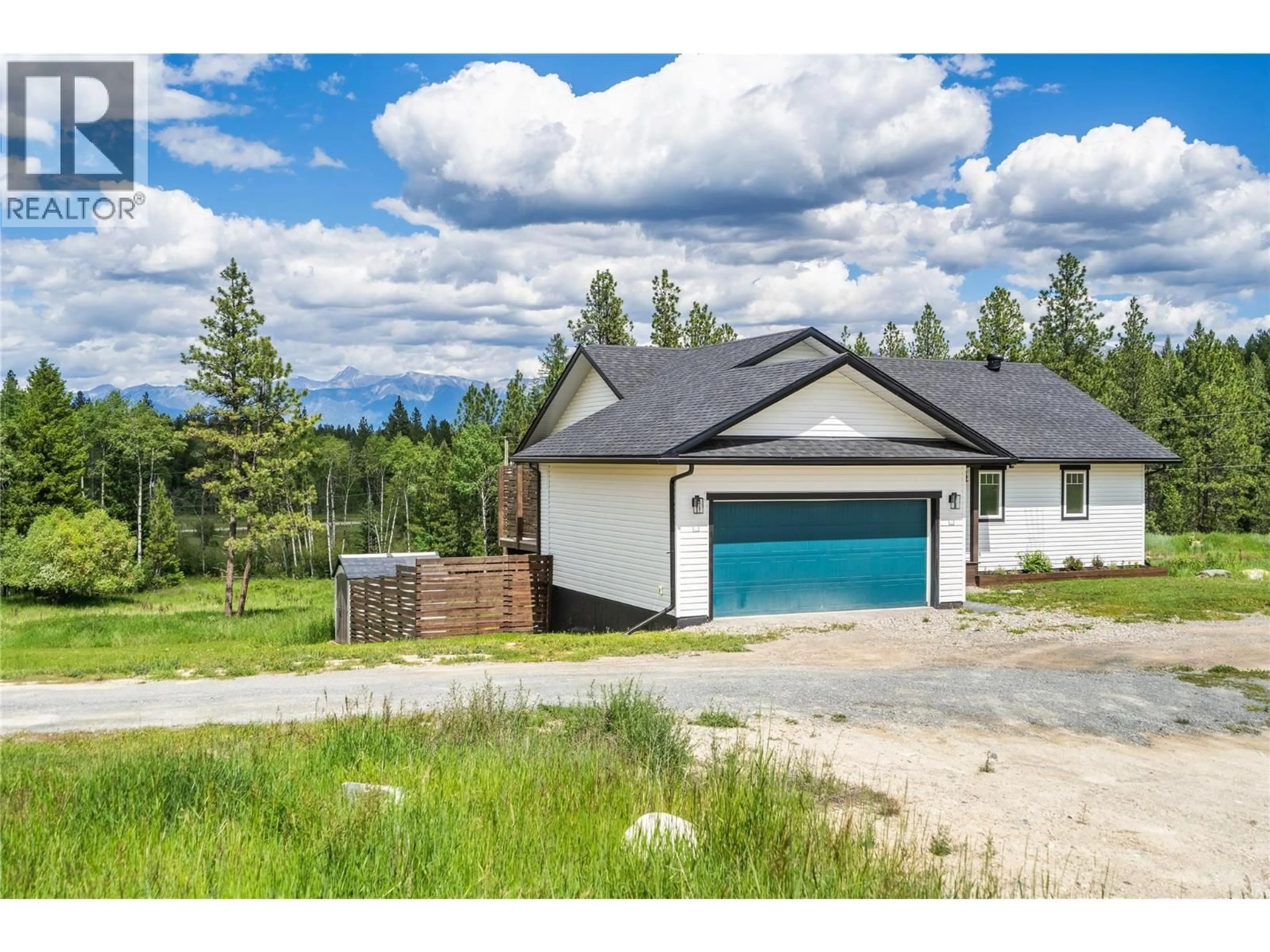 A pic from outside/outdoor area/front of a property/back of a property/a pic from drone, unknown for 3320 PINE RIDGE ROAD, Kimberley British Columbia V1A3L5