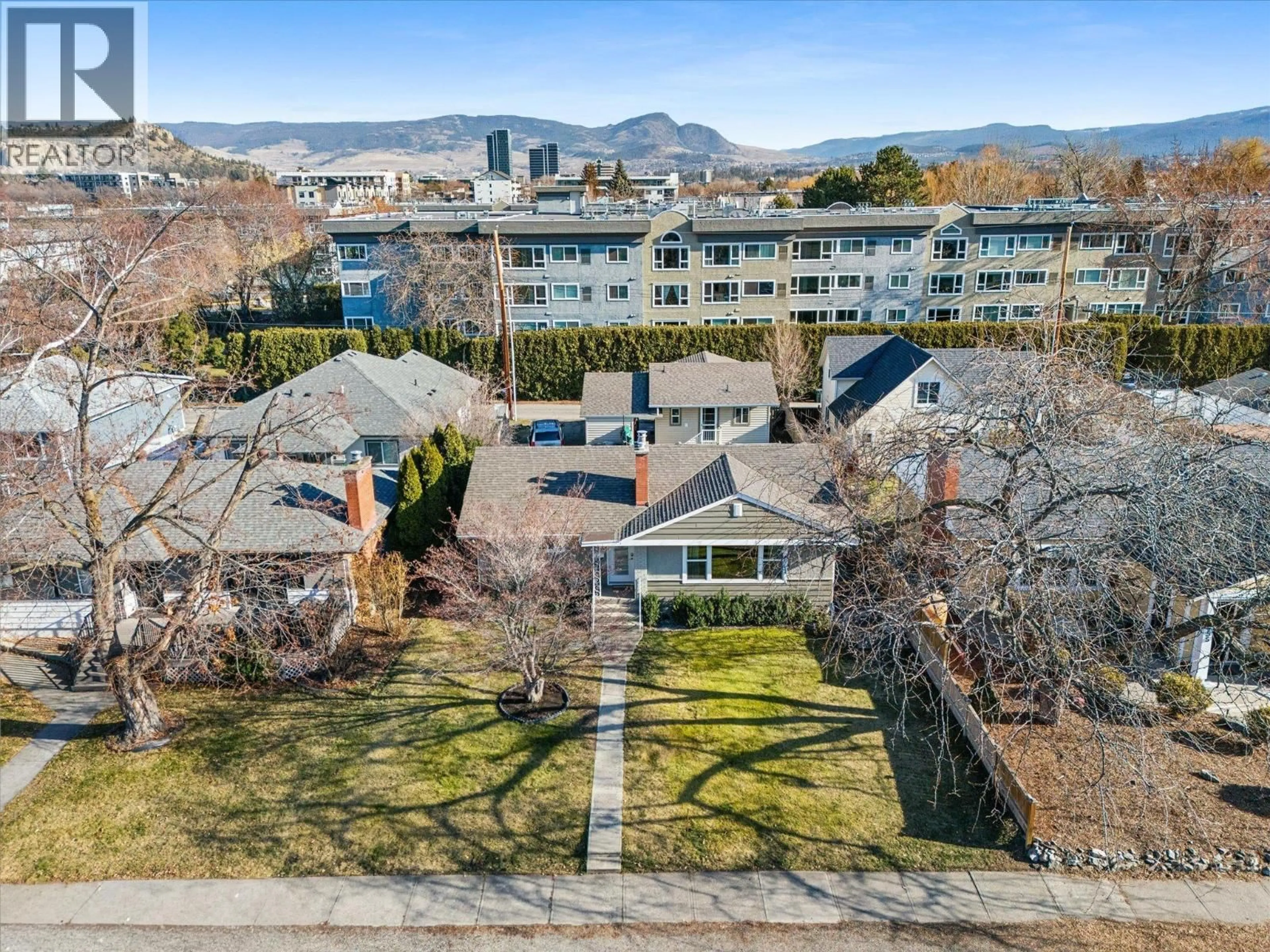 A pic from outside/outdoor area/front of a property/back of a property/a pic from drone, unknown for 1945/1947 BOWES STREET, Kelowna British Columbia V1Y3C2
