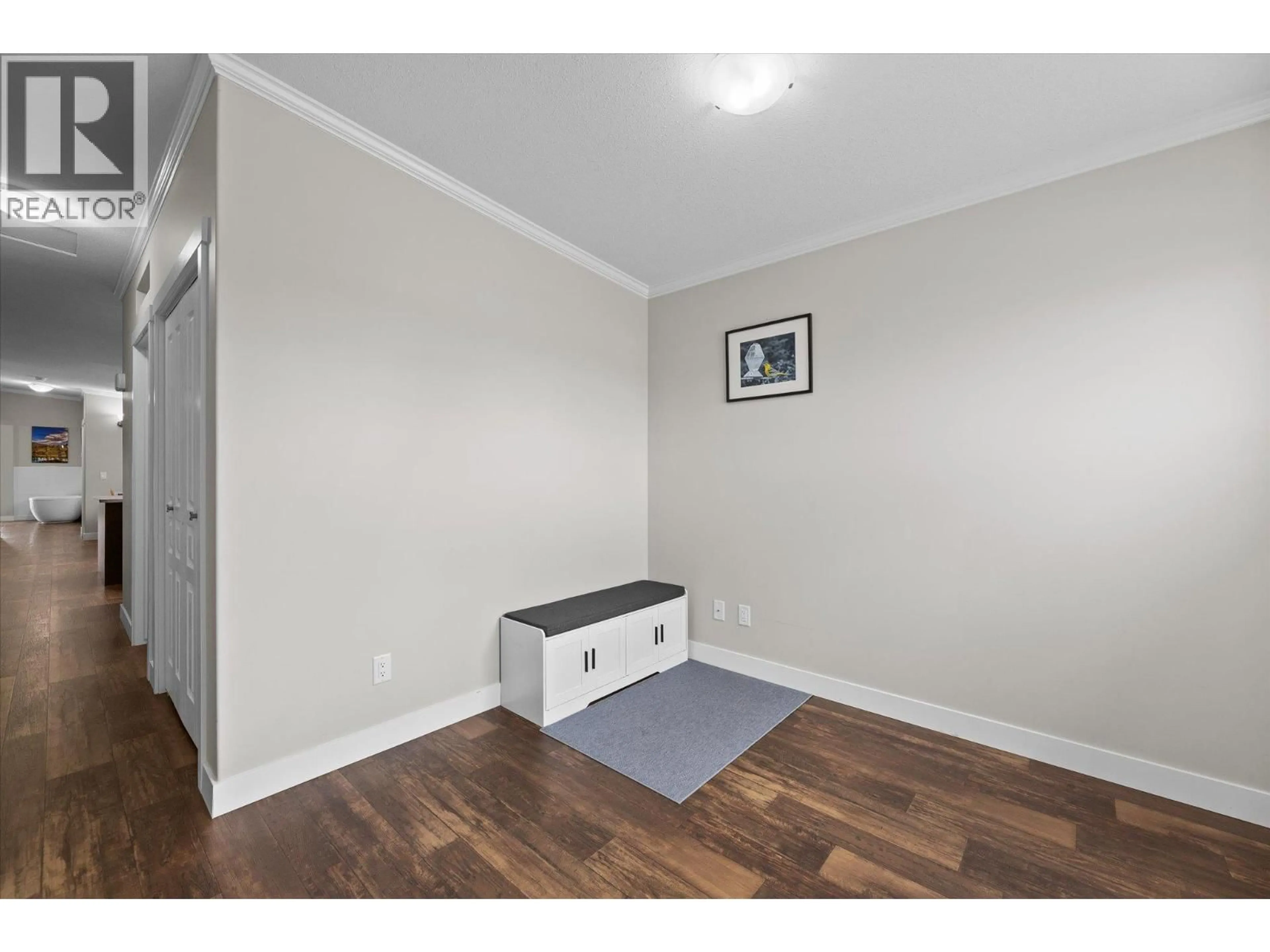 A pic of a room for 402 - 3591 OLD VERNON ROAD, Kelowna British Columbia V1X6P4