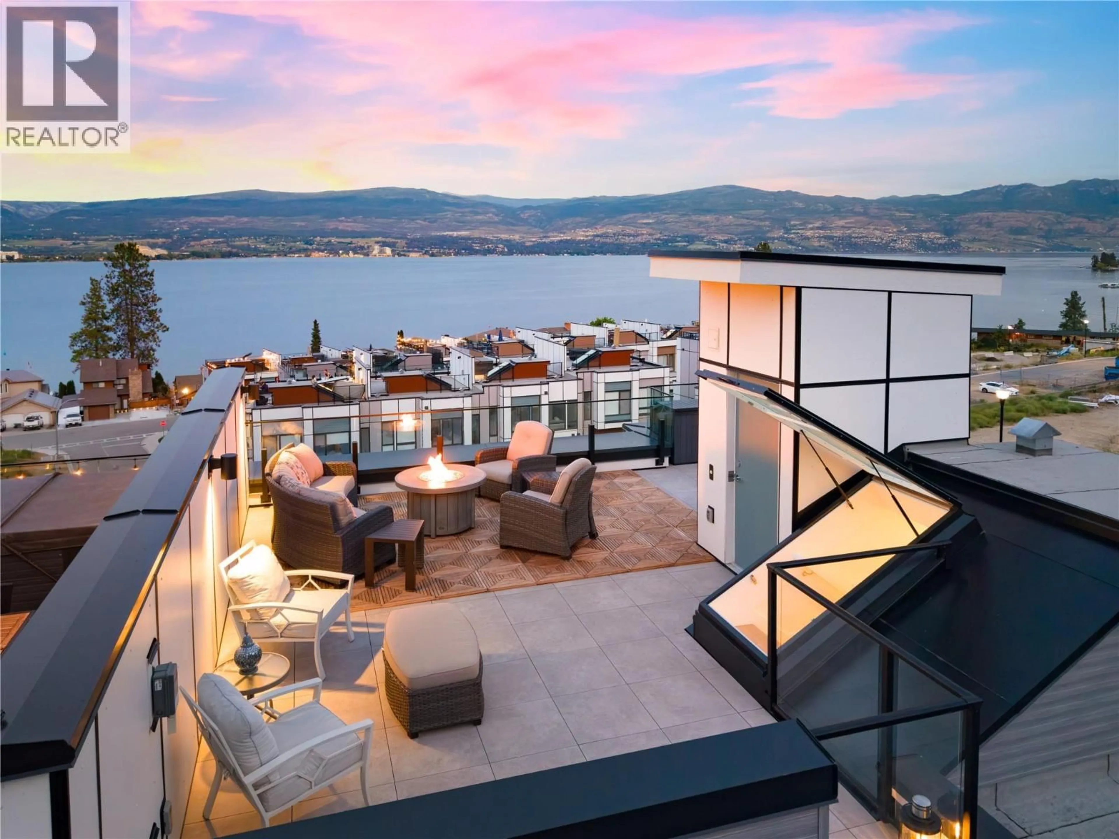 Patio, water/lake/river/ocean view for 107 - 2100 CAMPBELL PLACE, West Kelowna British Columbia V1Z0A7