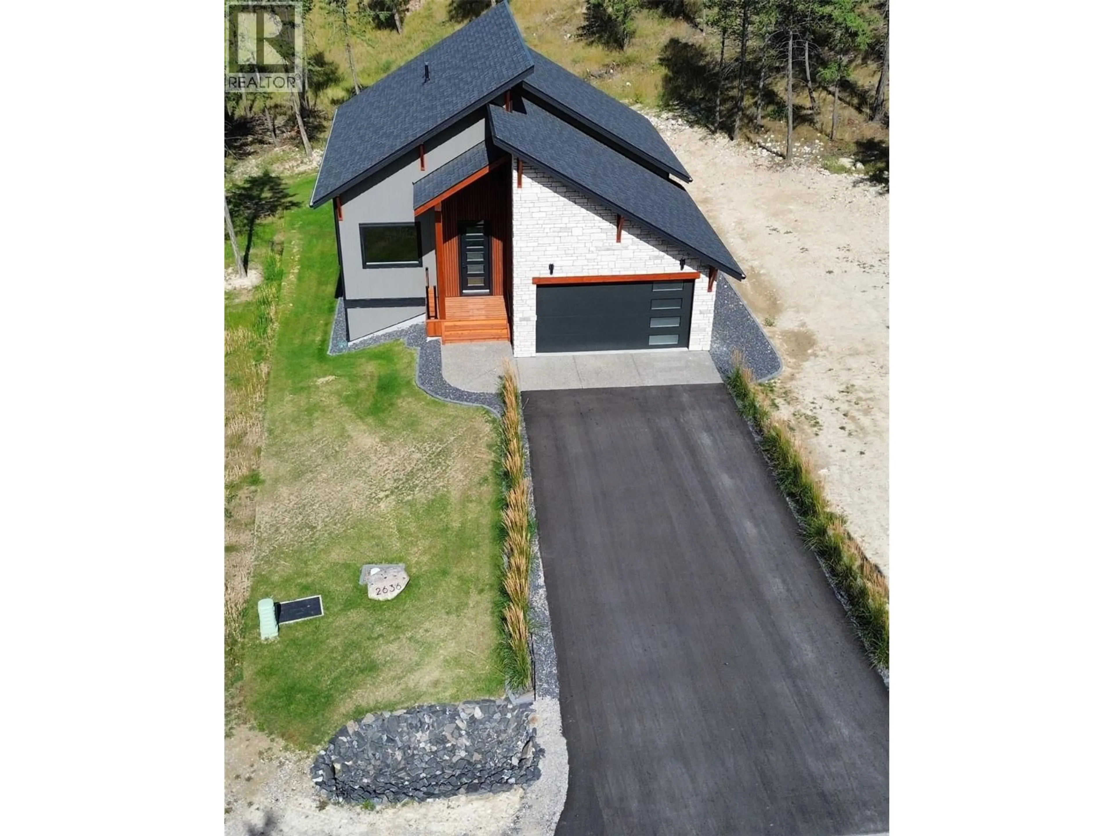 A pic from outside/outdoor area/front of a property/back of a property/a pic from drone, street for 2636 TAYNTON TRAIL, Invermere British Columbia V0A1K6