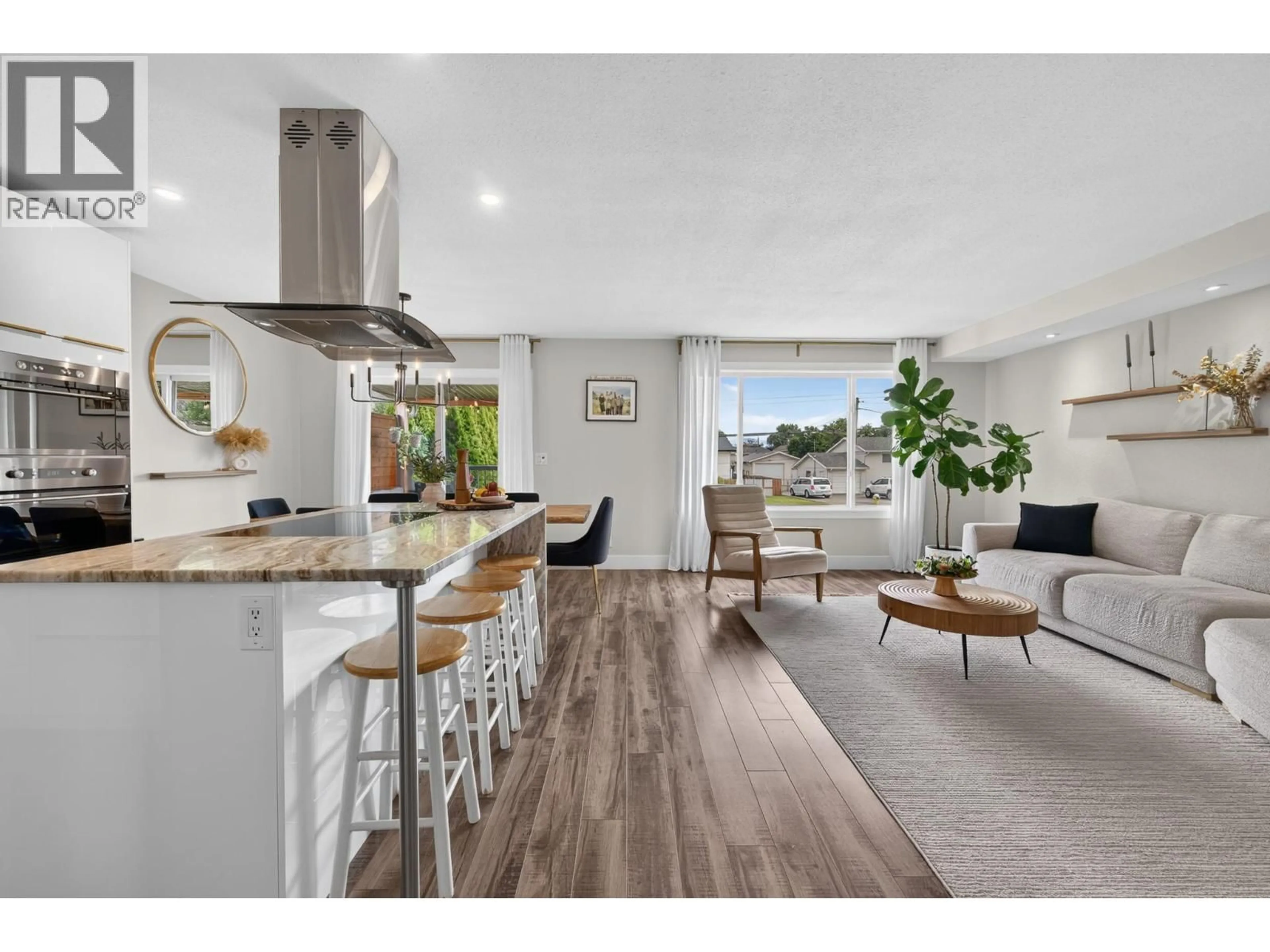 Open concept kitchen, unknown for 149 PARLOW ROAD, Kamloops British Columbia V2C4Z9