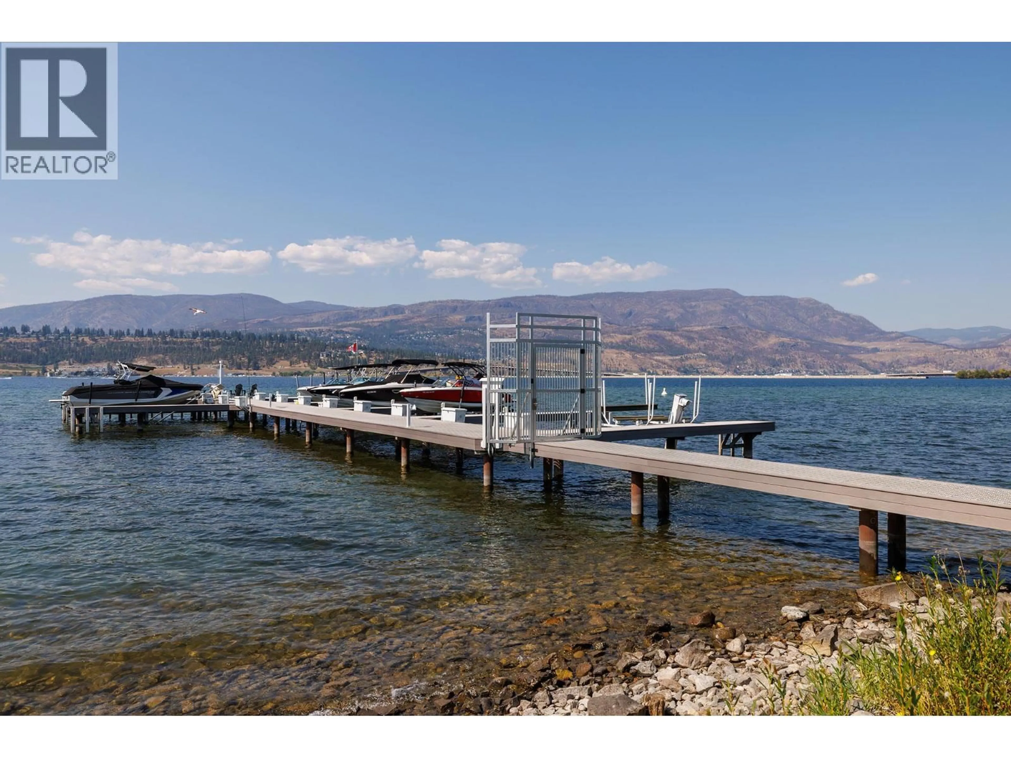 Unknown for 4 - 2368 ABBOTT STREET, Kelowna British Columbia V1Y9G7