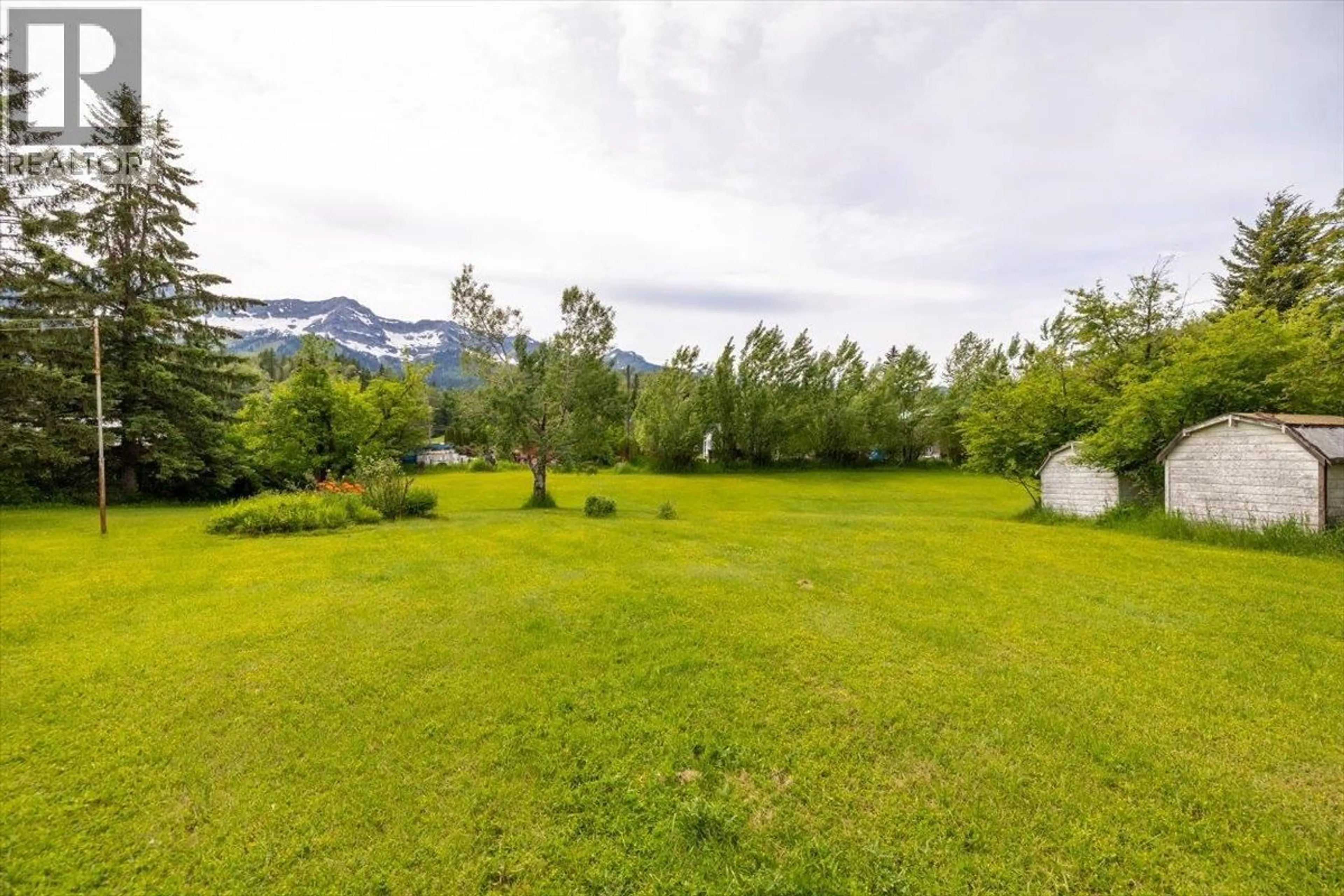 A pic from outside/outdoor area/front of a property/back of a property/a pic from drone, mountain view for 3715 VANLERBERG ROAD, Fernie British Columbia V0B1M1