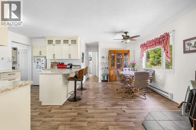 635 LAKEVIEW ARROW CREEK ROAD, Wynndel 5