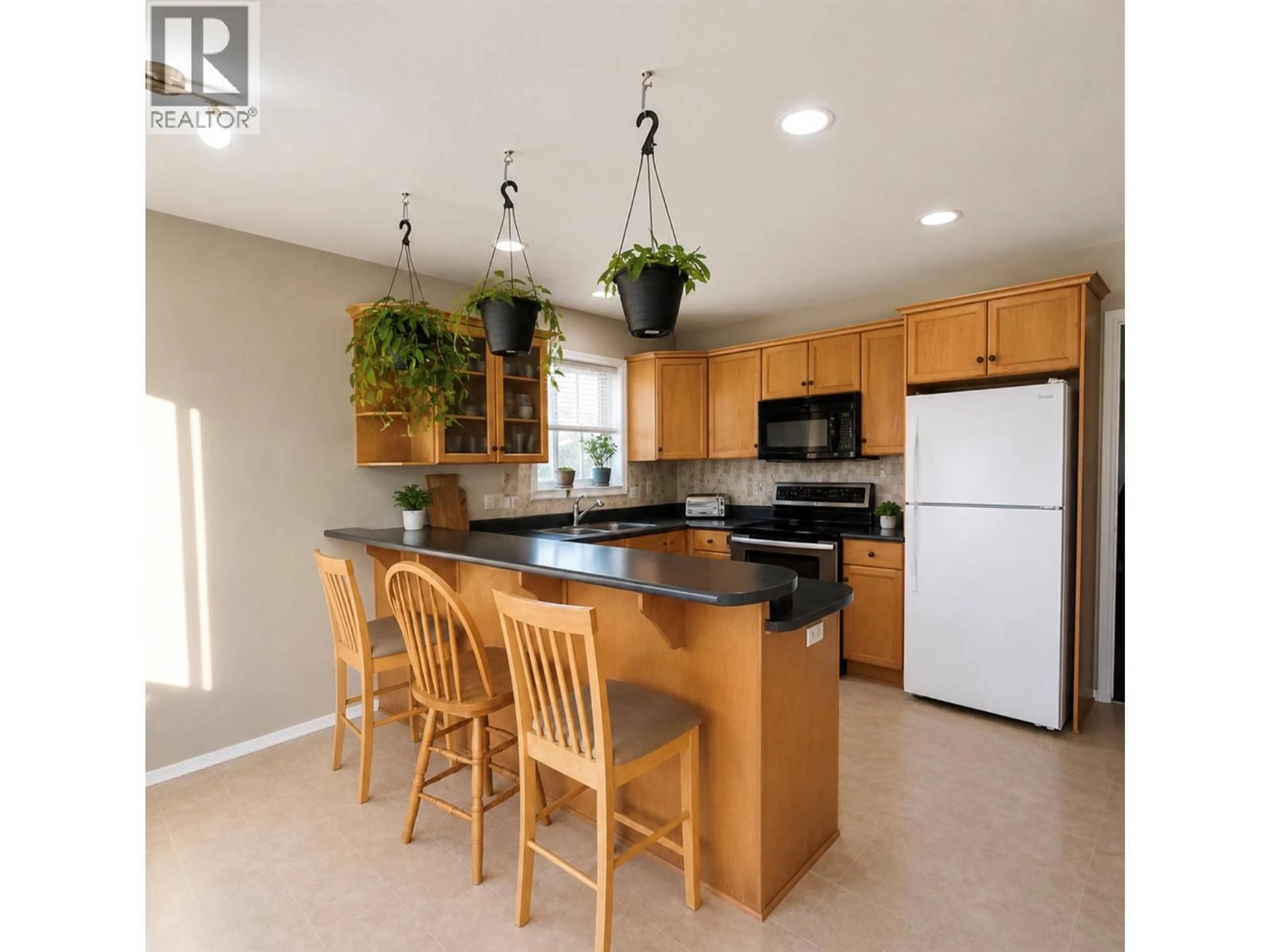 Unknown for 310 HILLABY AVENUE, Kelowna British Columbia V1X6G2