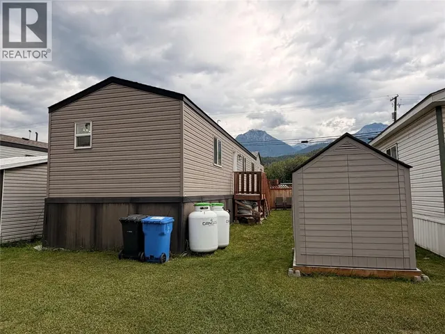5 - 1117 10TH AVENUE, Golden 5