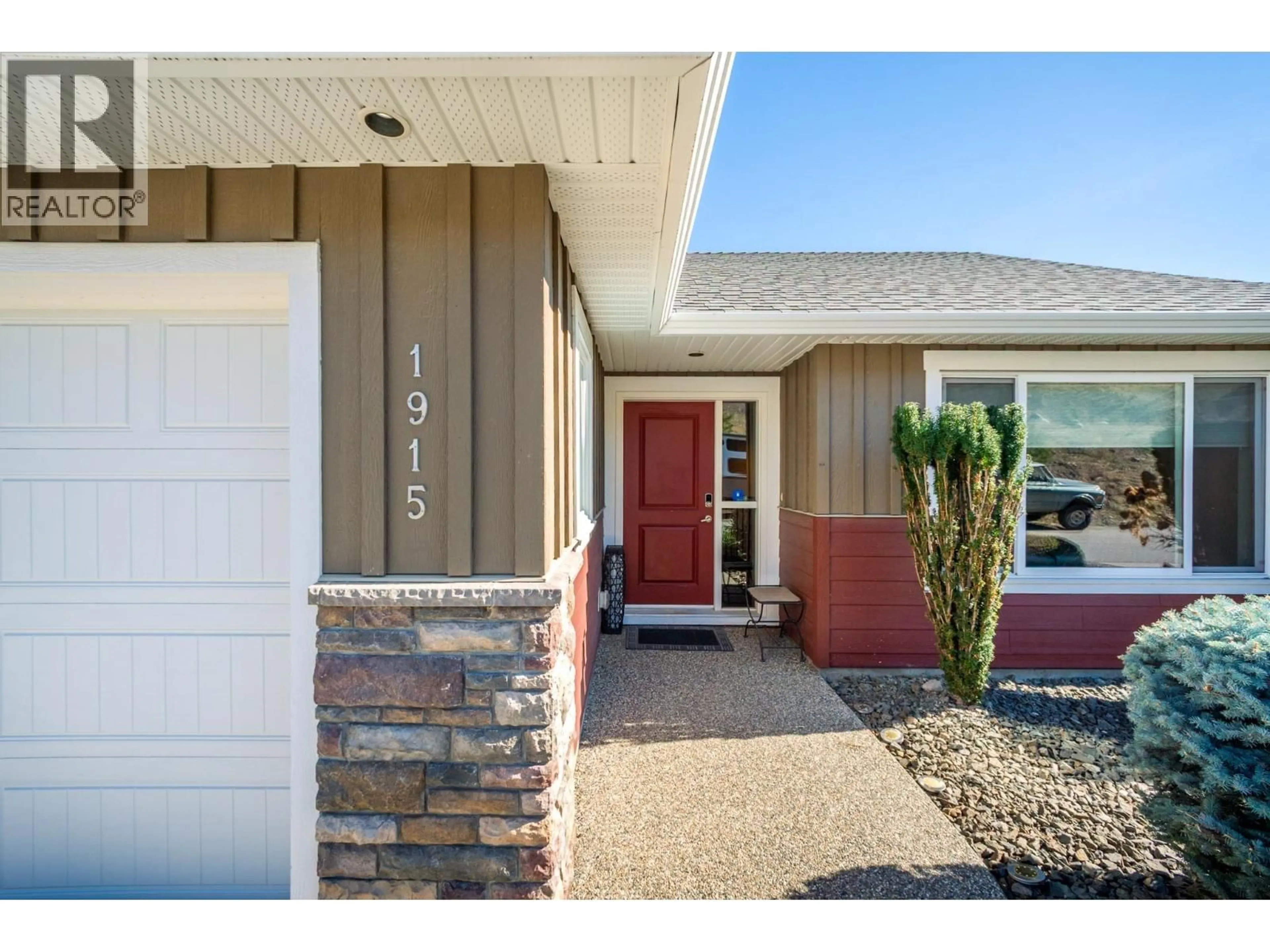 Unknown for 1915 ROSEALEE LANE, West Kelowna British Columbia V1Z4C7