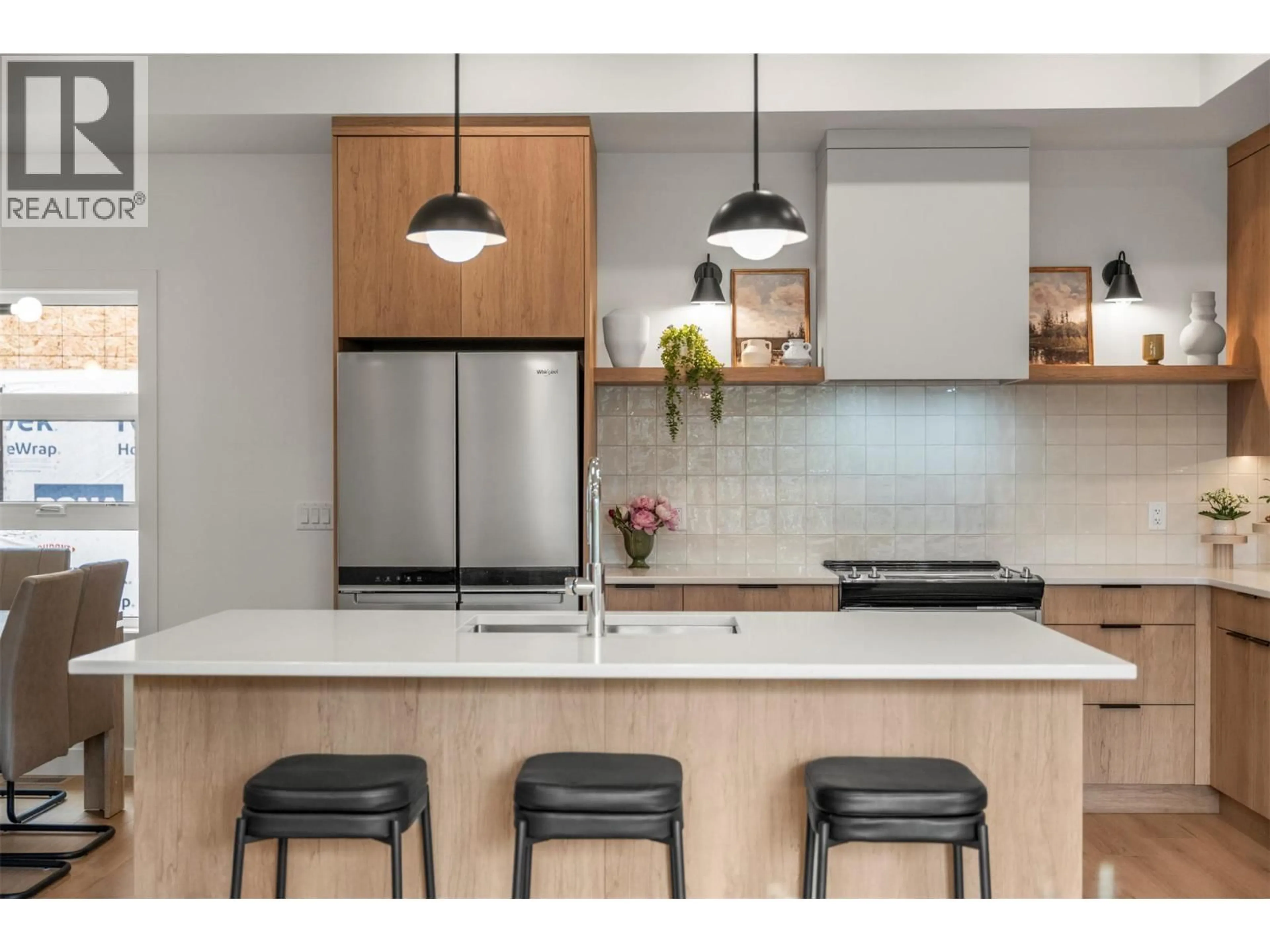 Open concept kitchen, unknown for 2 - 4200 30 STREET, Vernon British Columbia V1T5E5