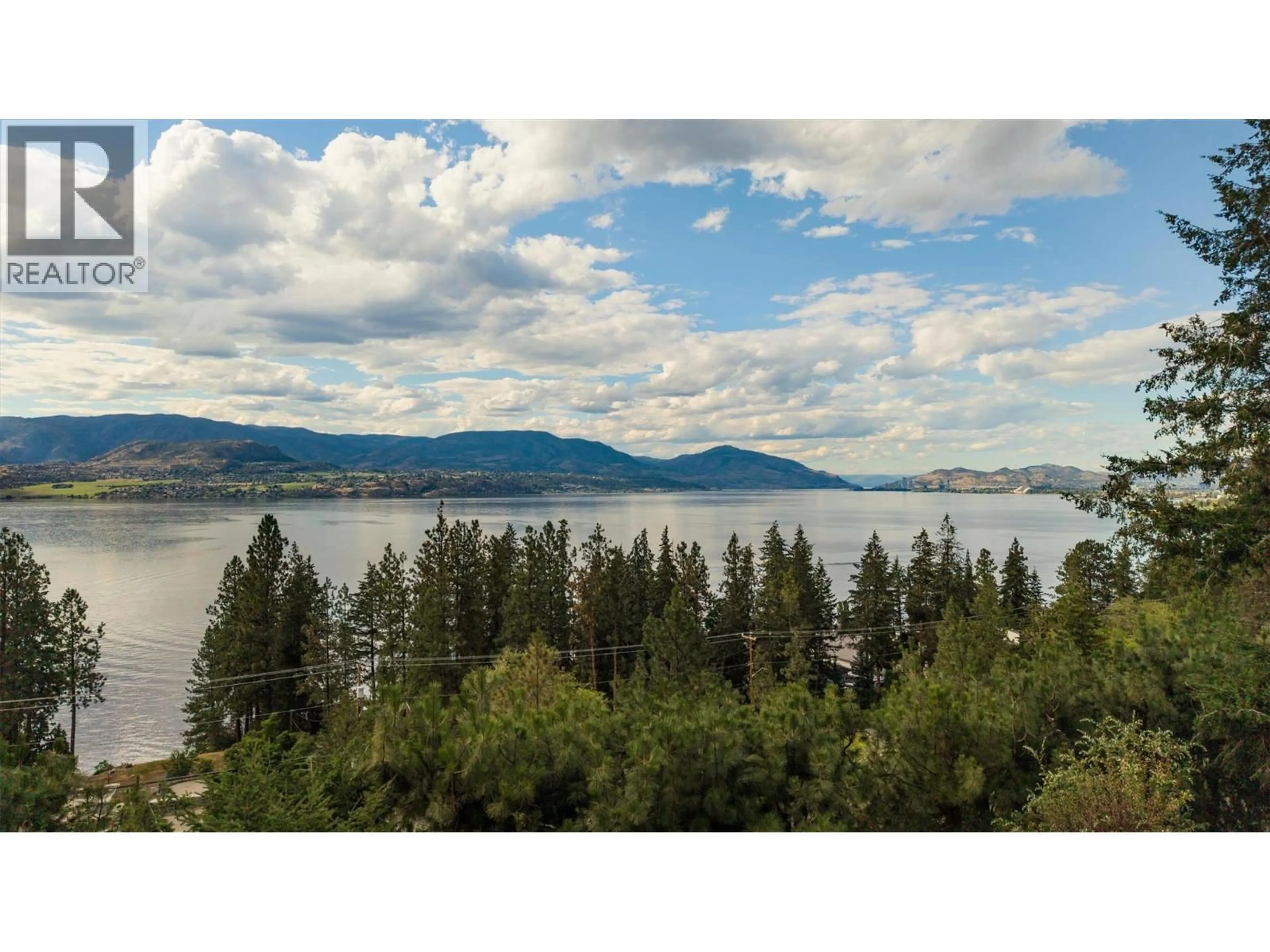 A pic from outside/outdoor area/front of a property/back of a property/a pic from drone, water/lake/river/ocean view for 424 EDGEMONT COURT, Kelowna British Columbia V1W4J8