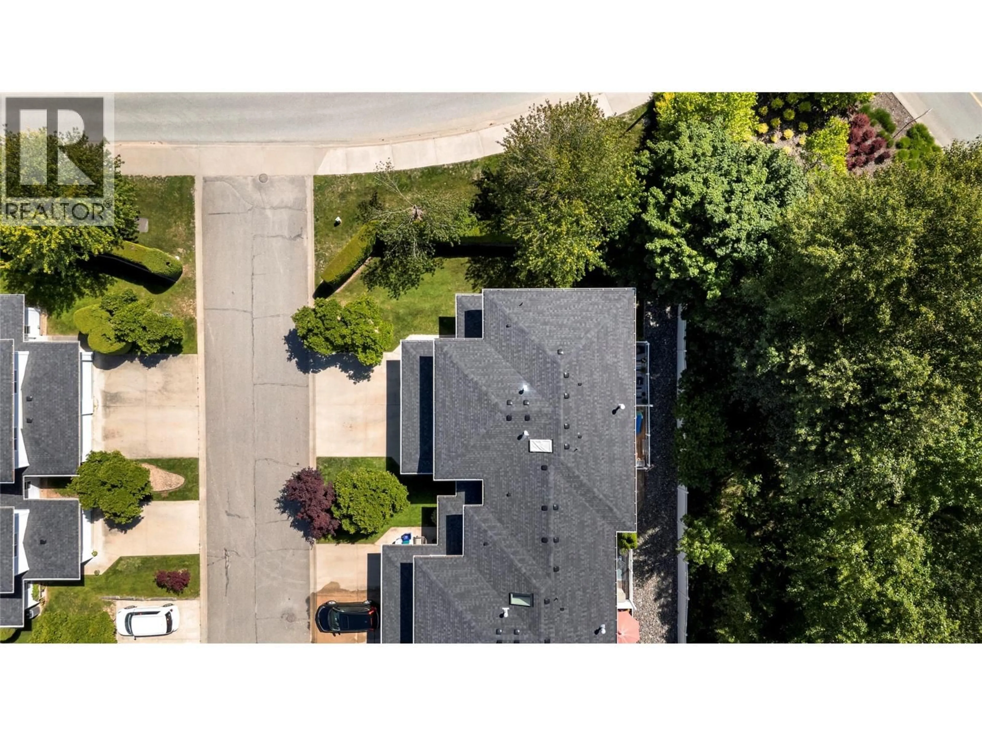 A pic from outside/outdoor area/front of a property/back of a property/a pic from drone, unknown for 2 - 2951 11TH AVENUE NORTHEAST, Salmon Arm British Columbia V1E1V8