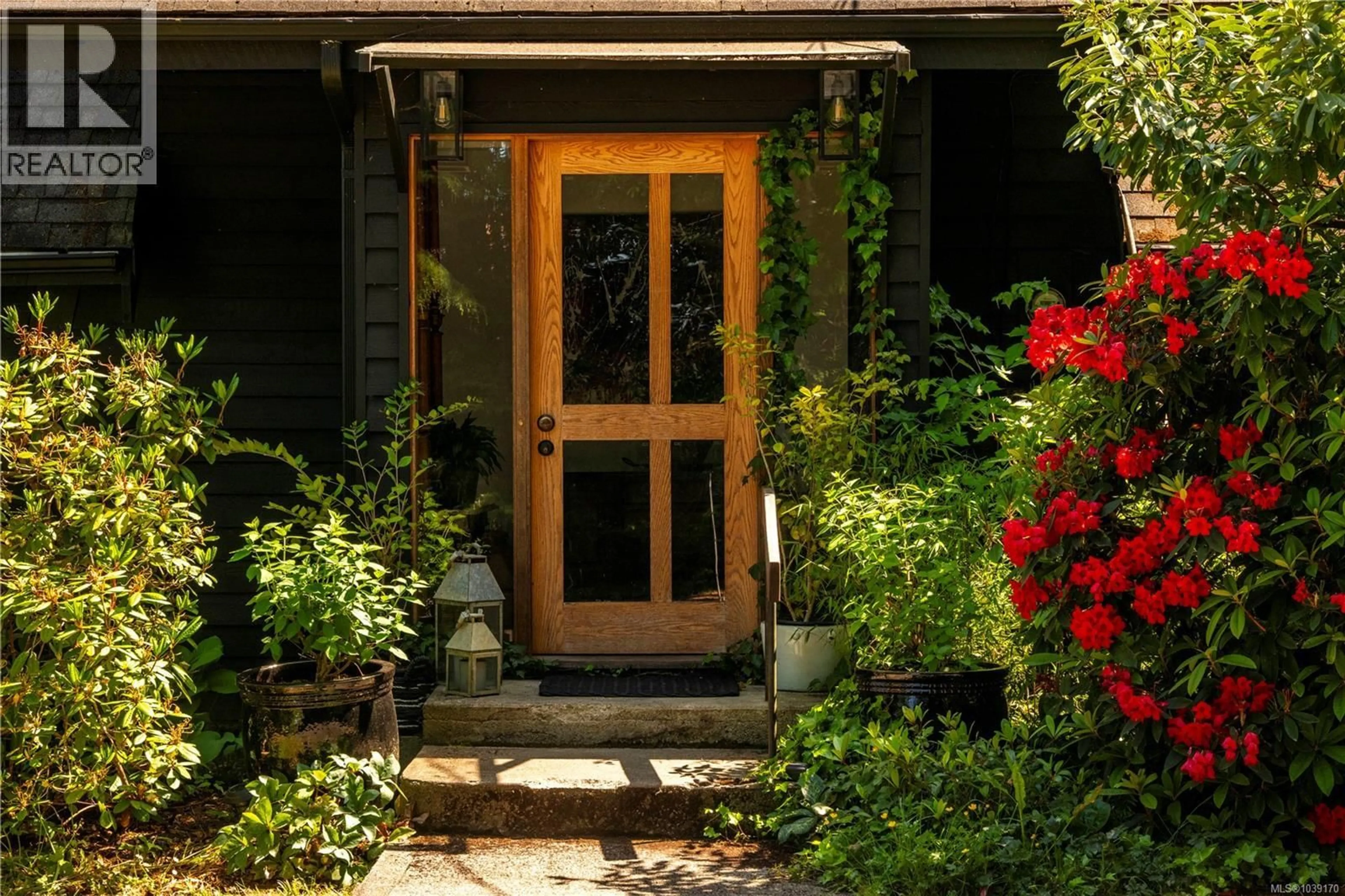 Indoor entryway for 133 ARNELL WAY, Salt Spring British Columbia V8K2G1