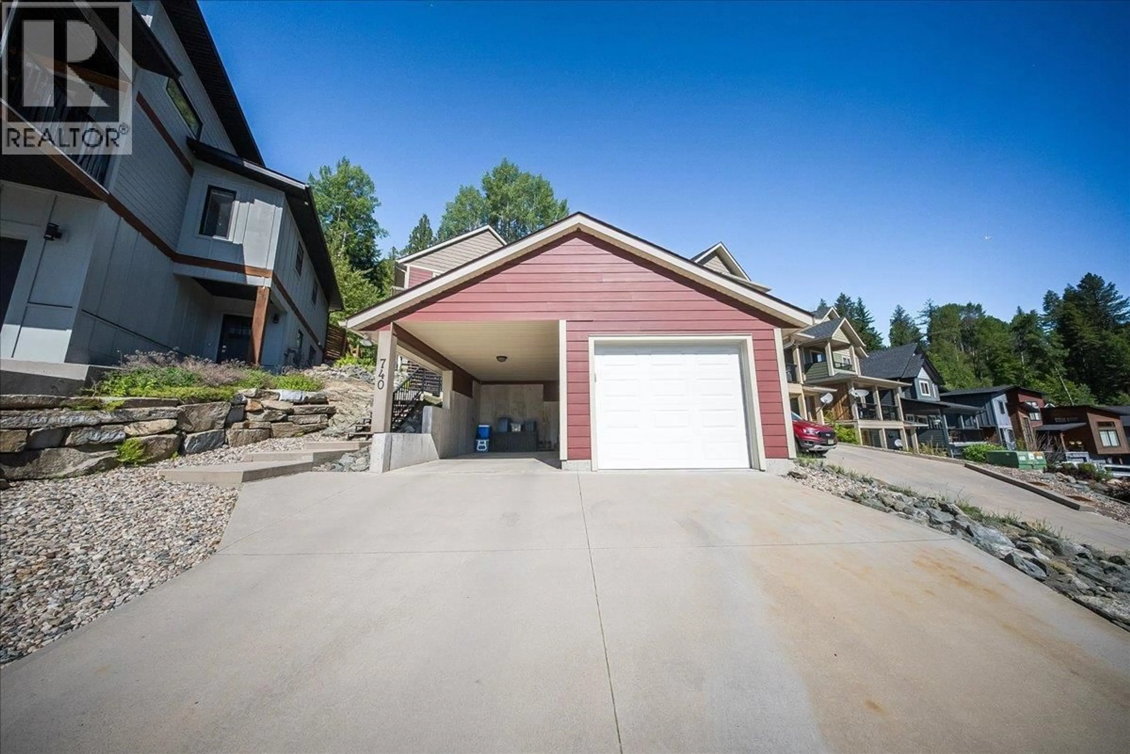 Unknown for 740 REDSTONE DRIVE, Rossland British Columbia V0G1Y0