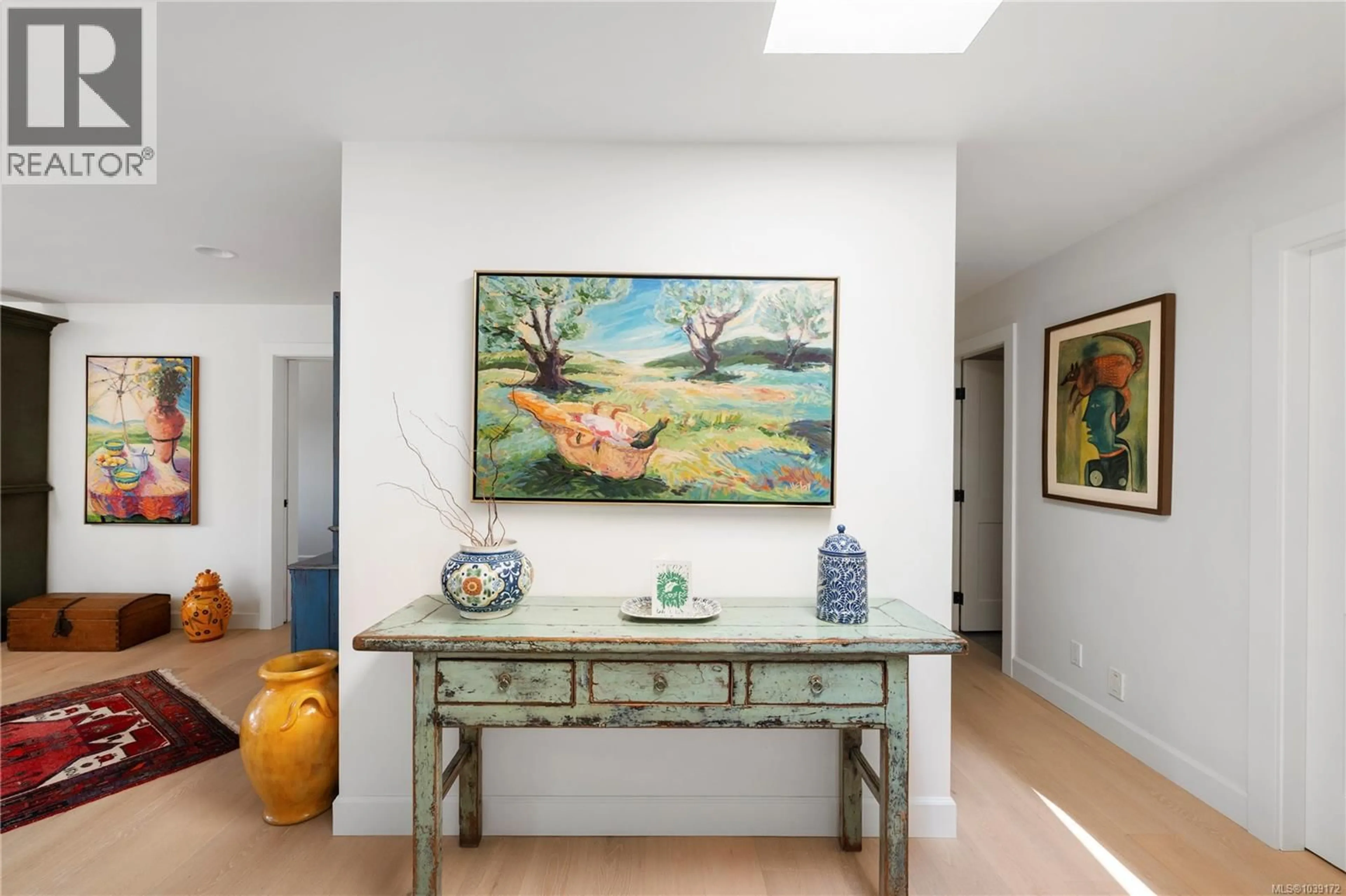 Indoor entryway for 148 OAKSPRING ROAD, Salt Spring British Columbia V8K1S8