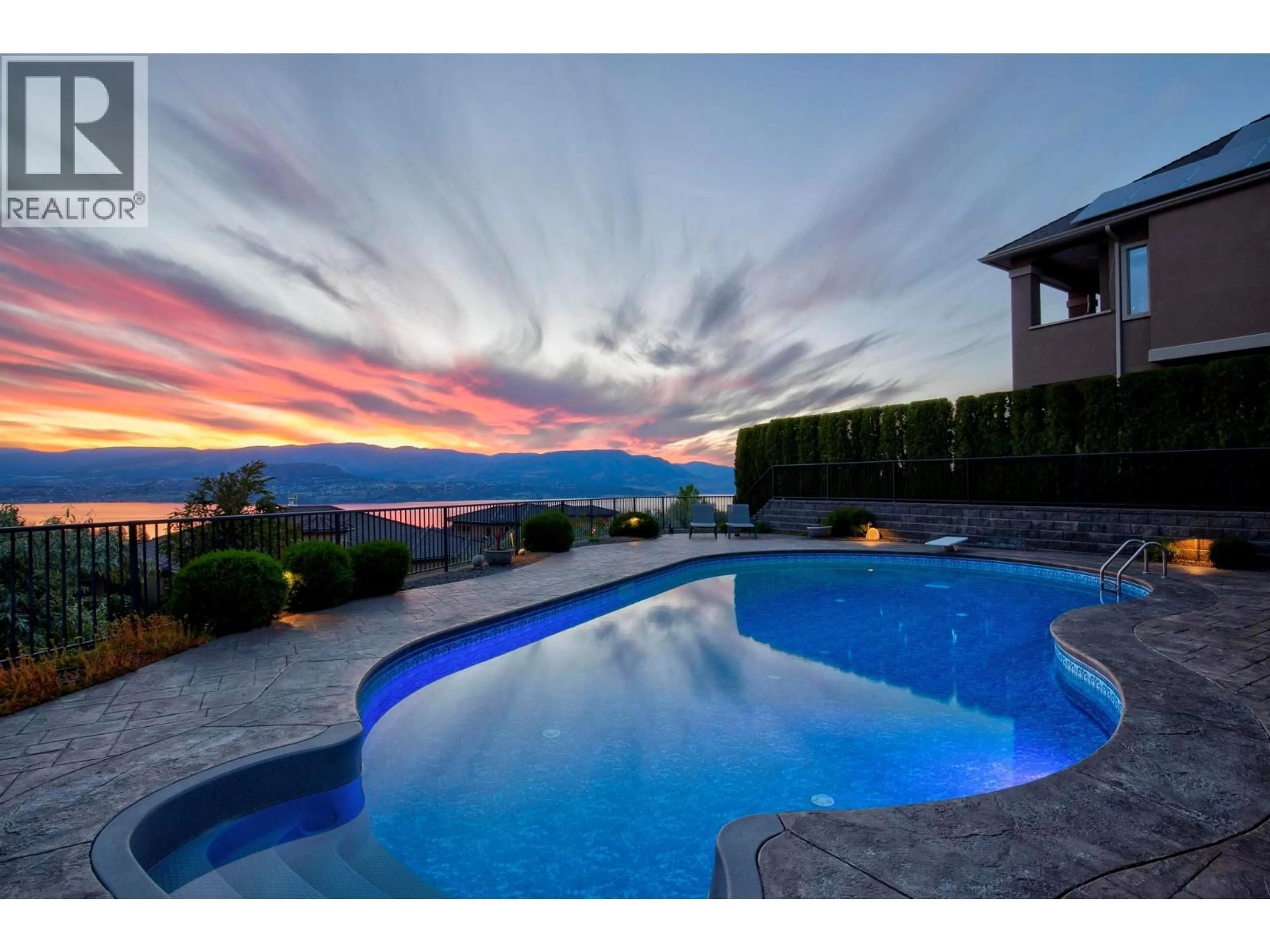 Pool for 726 MARIN CRESCENT, Kelowna British Columbia V1W5C8