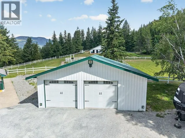 1140 DIAMOND ROCK ROAD, Enderby 3
