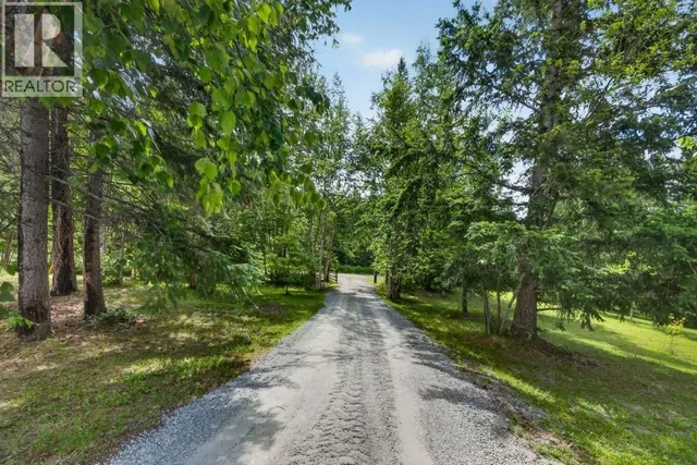 1140 DIAMOND ROCK ROAD, Enderby 5