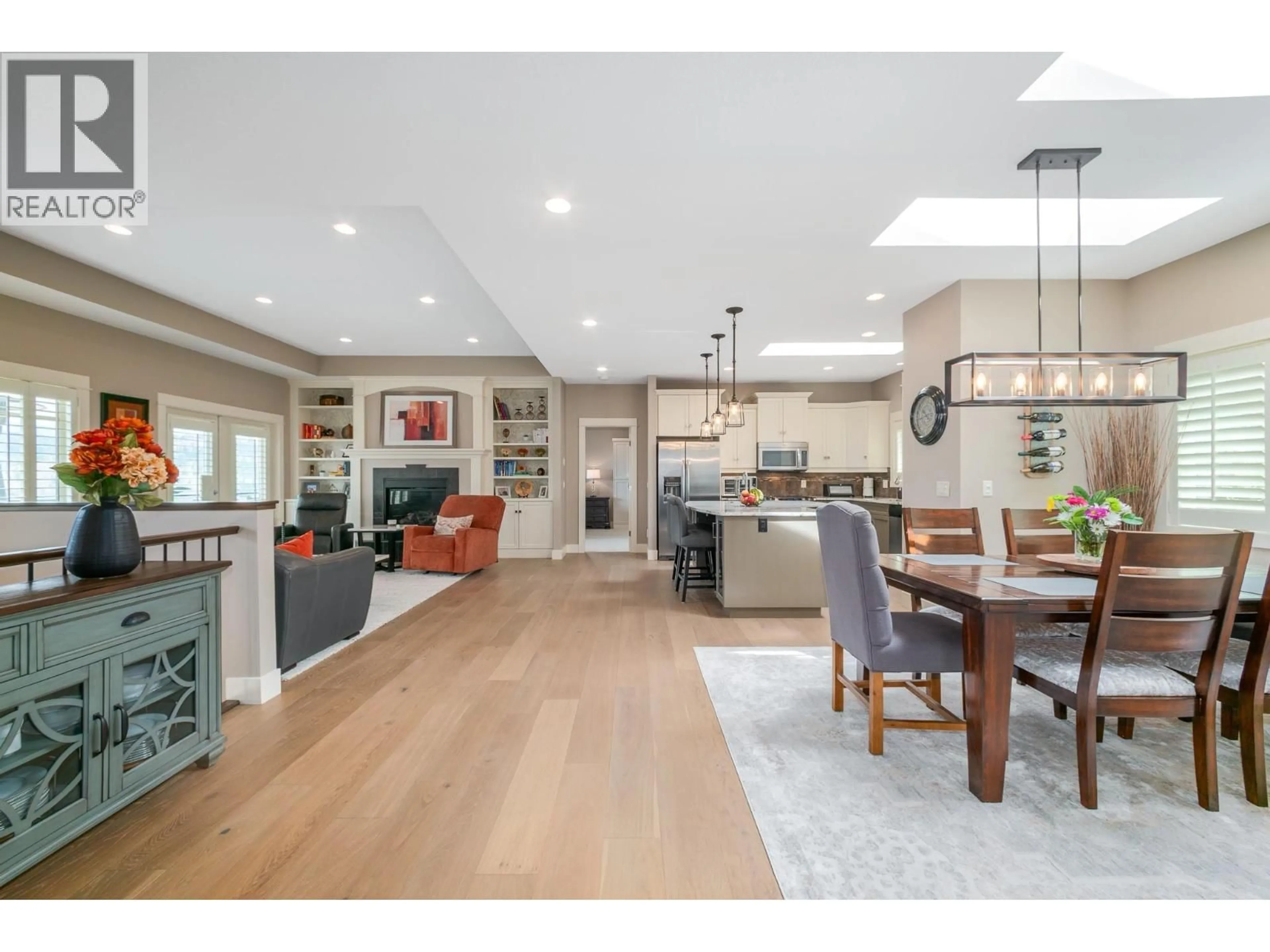 Open concept kitchen, unknown for 9 - 673 DENALI COURT, Kelowna British Columbia V1V2R2
