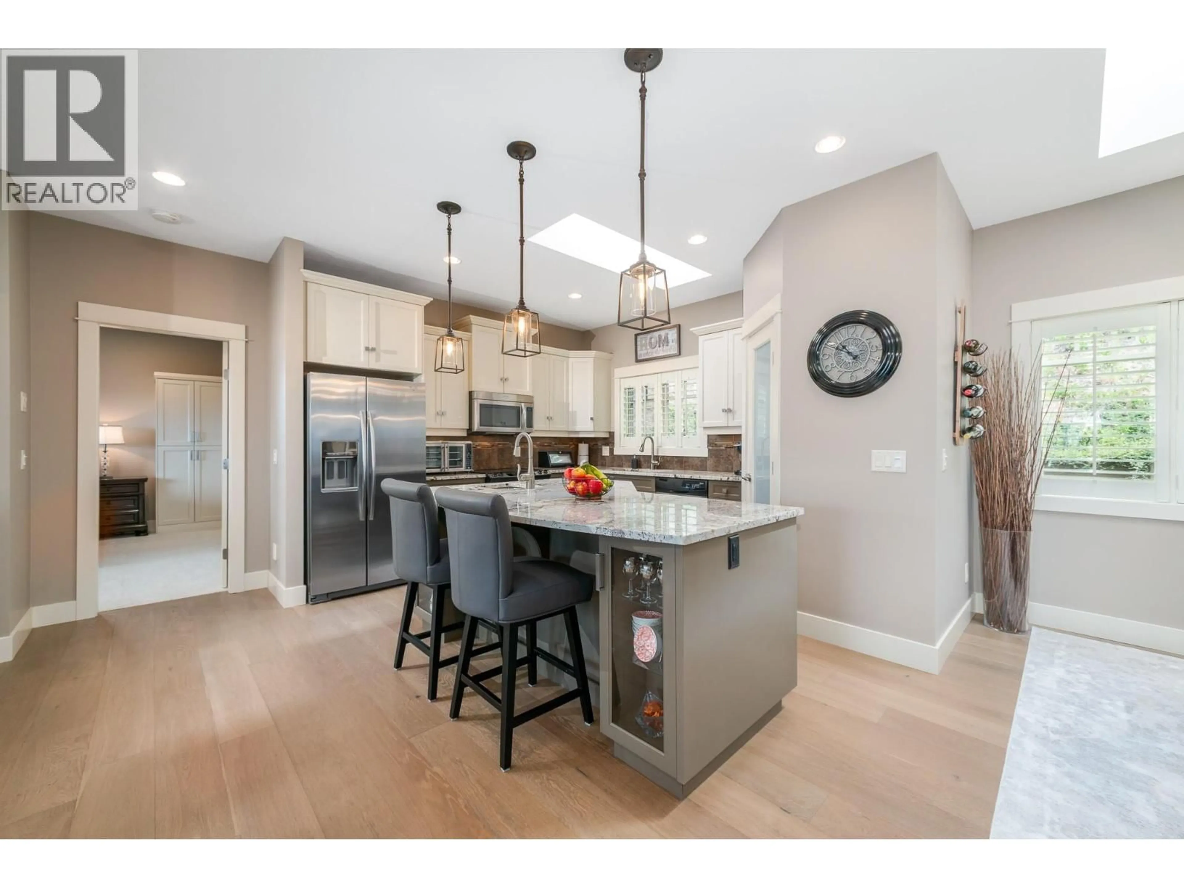 Open concept kitchen, unknown for 9 - 673 DENALI COURT, Kelowna British Columbia V1V2R2
