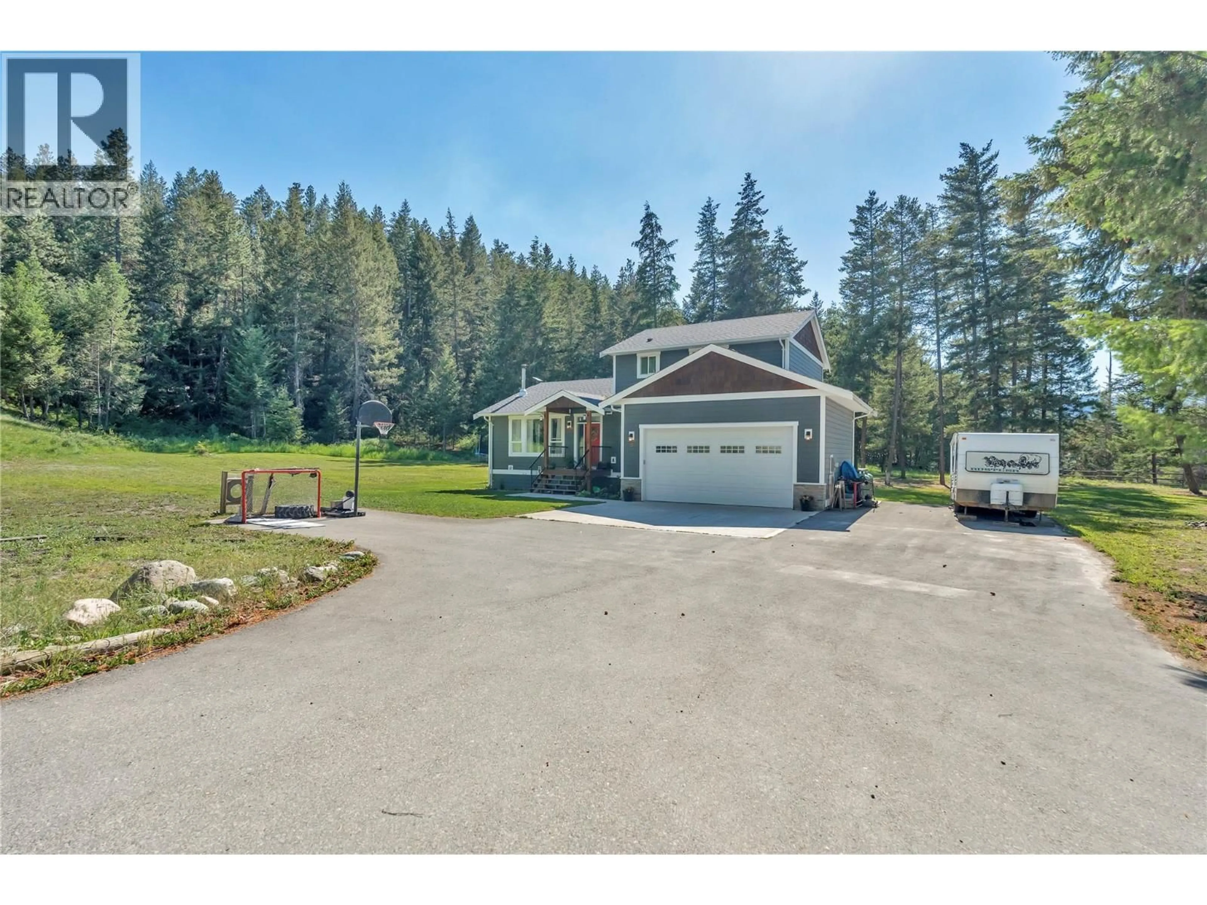 A pic from outside/outdoor area/front of a property/back of a property/a pic from drone, unknown for 5-590 EAST SIMILKAMEEN ROAD, Princeton British Columbia V0X1W0