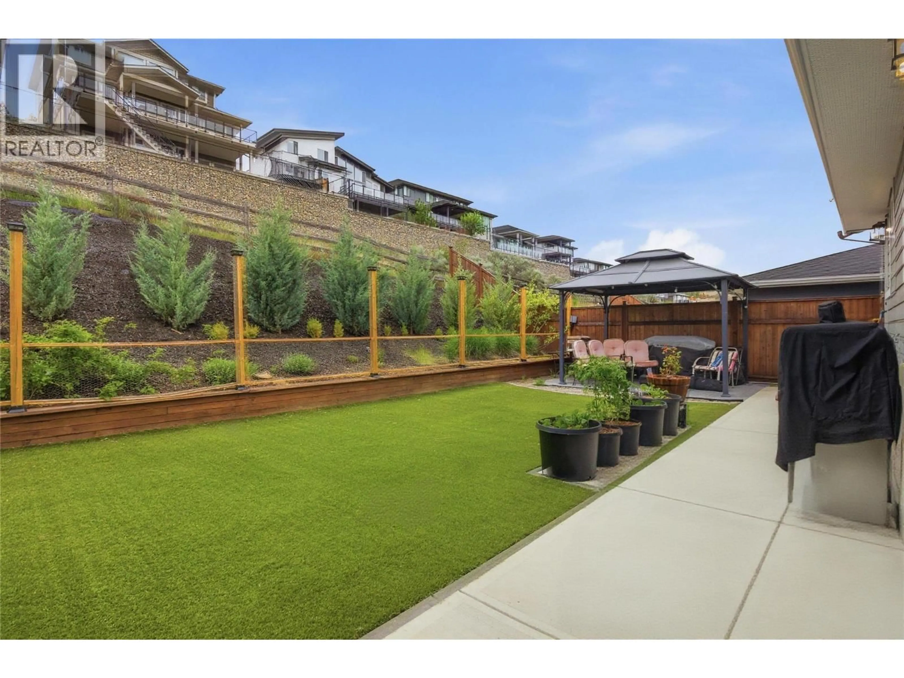 Patio, unknown for 1568 EMERALD DRIVE, Kamloops British Columbia V2E0C4
