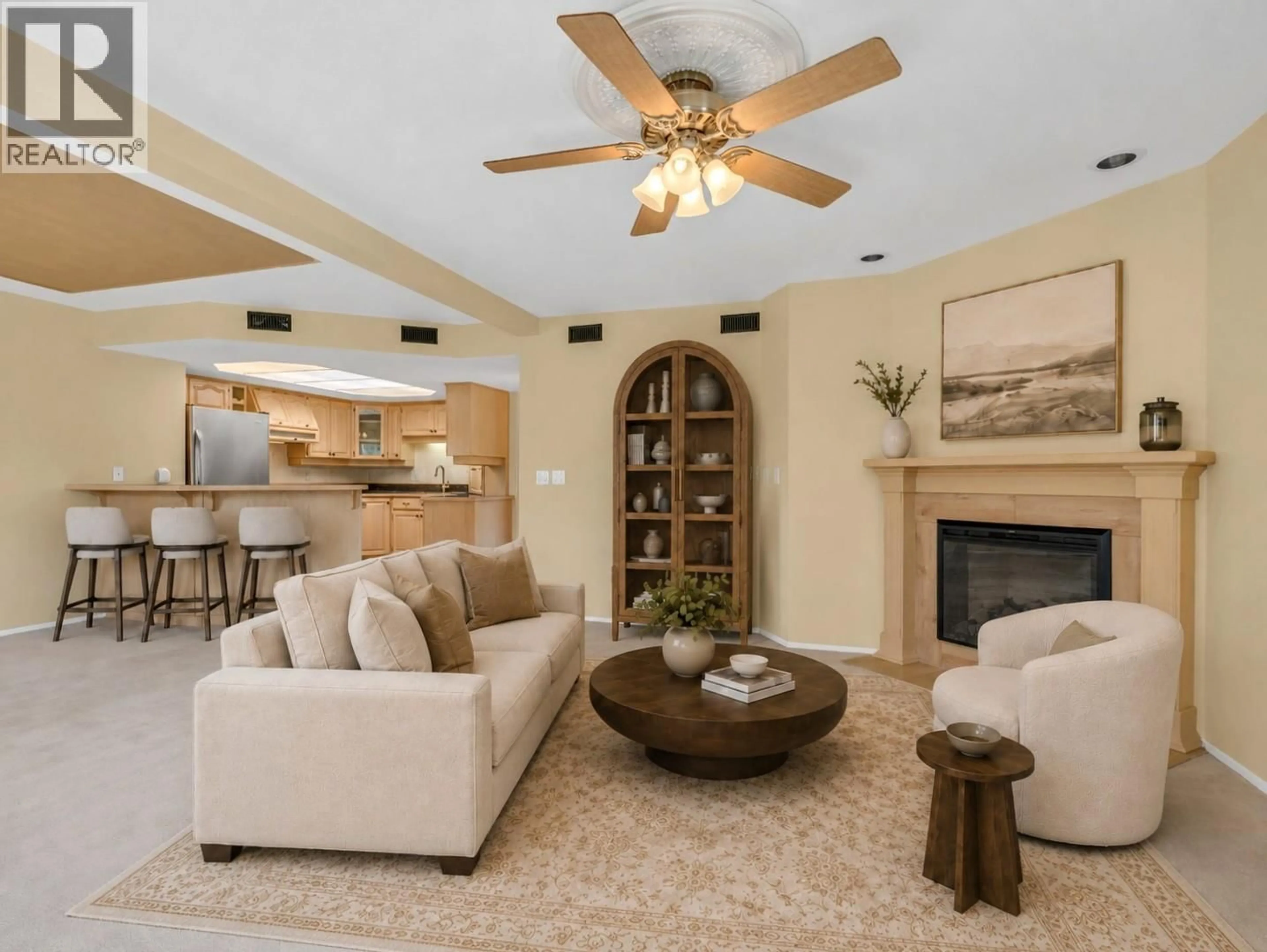 Living room with furniture, unknown for 312 - 3595 SKAHA LAKE ROAD, Penticton British Columbia V2A7K2