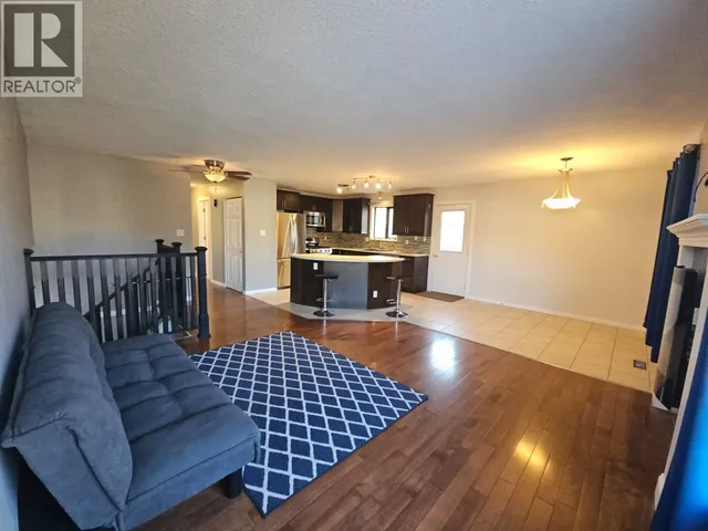 256 PEACE RIVER CRESCENT, Tumbler Ridge 5