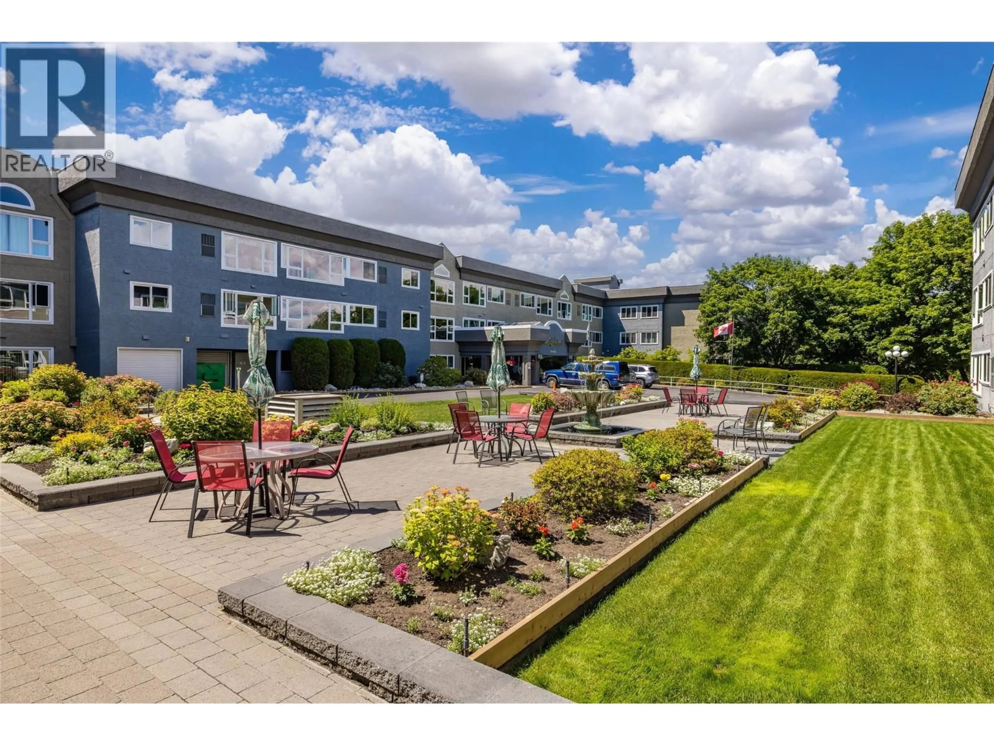 Patio, unknown for 165 - 1045 SUTHERLAND AVENUE, Kelowna British Columbia V1Y5Y1